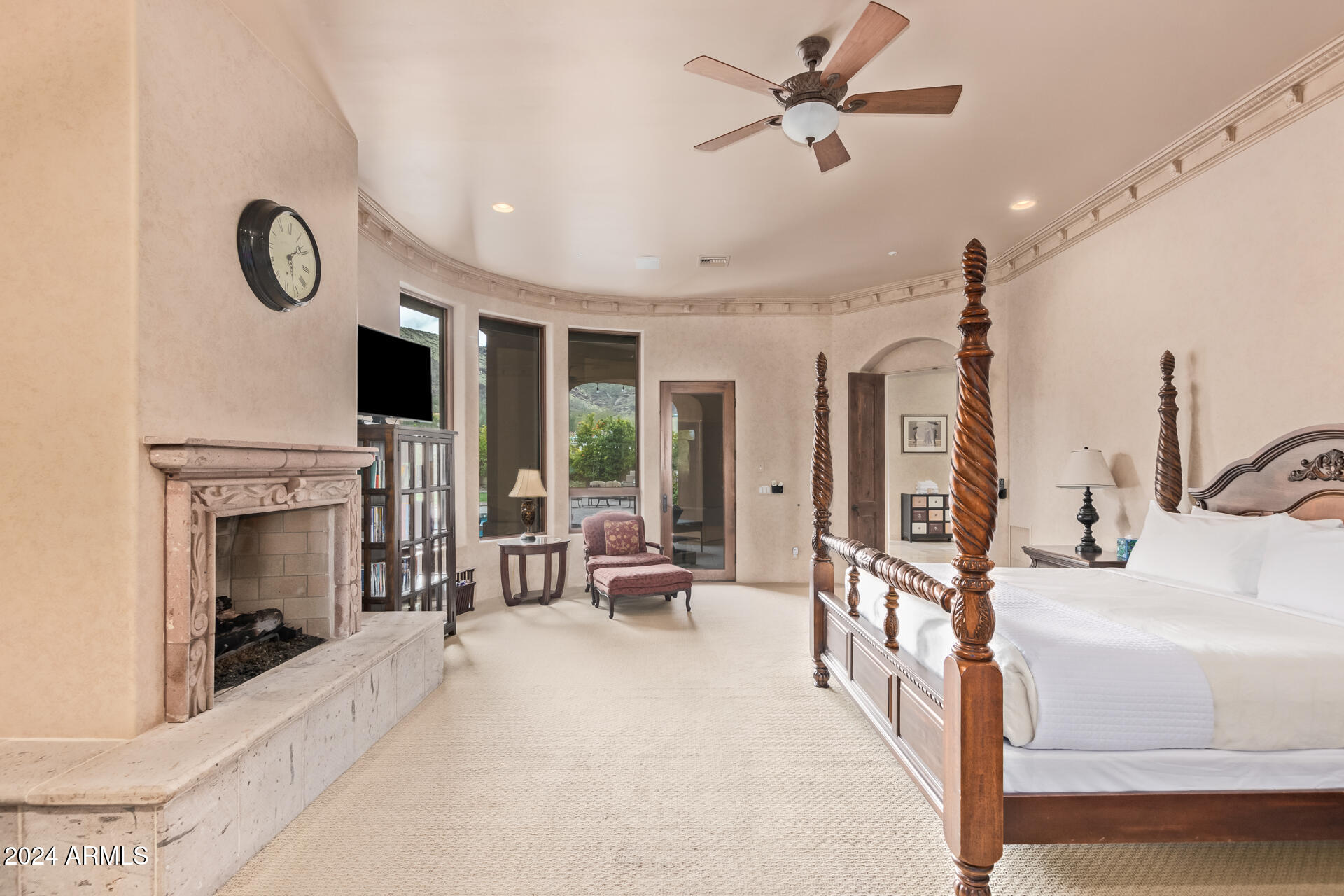 5339 E ROYAL PALM Road