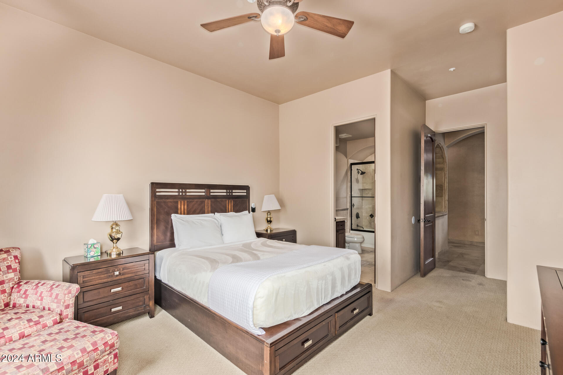 5339 E ROYAL PALM Road