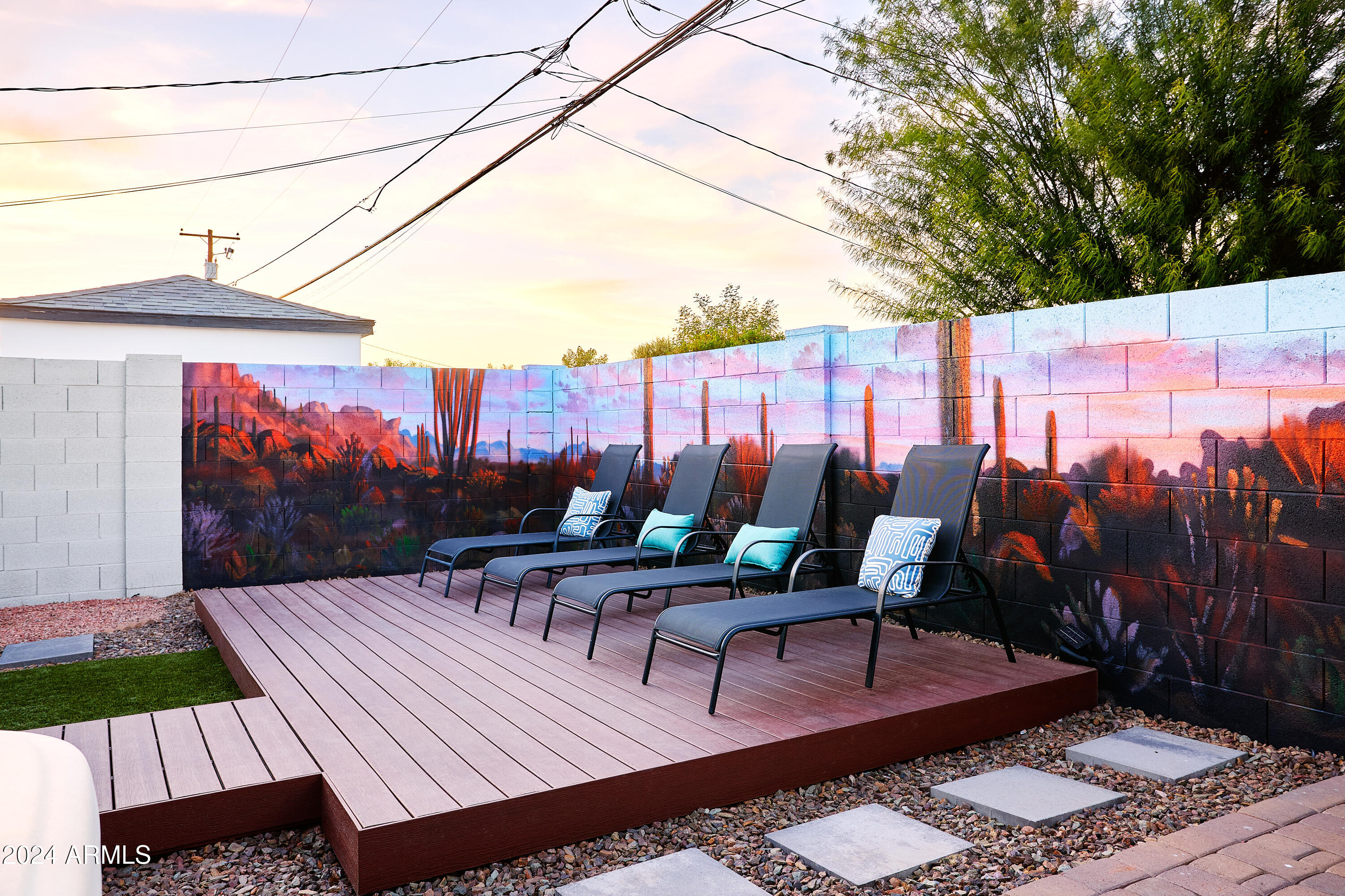7702 E VERDE Lane