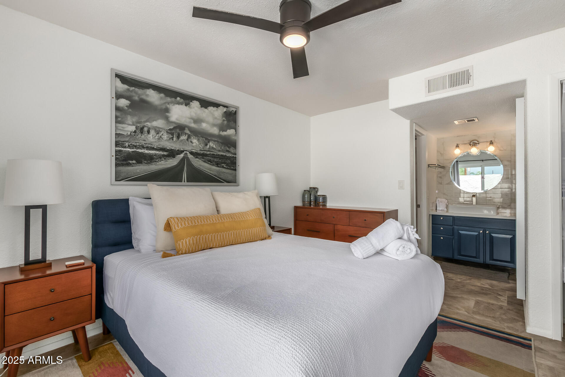 8576 E INDIAN SCHOOL Road, UNIT B