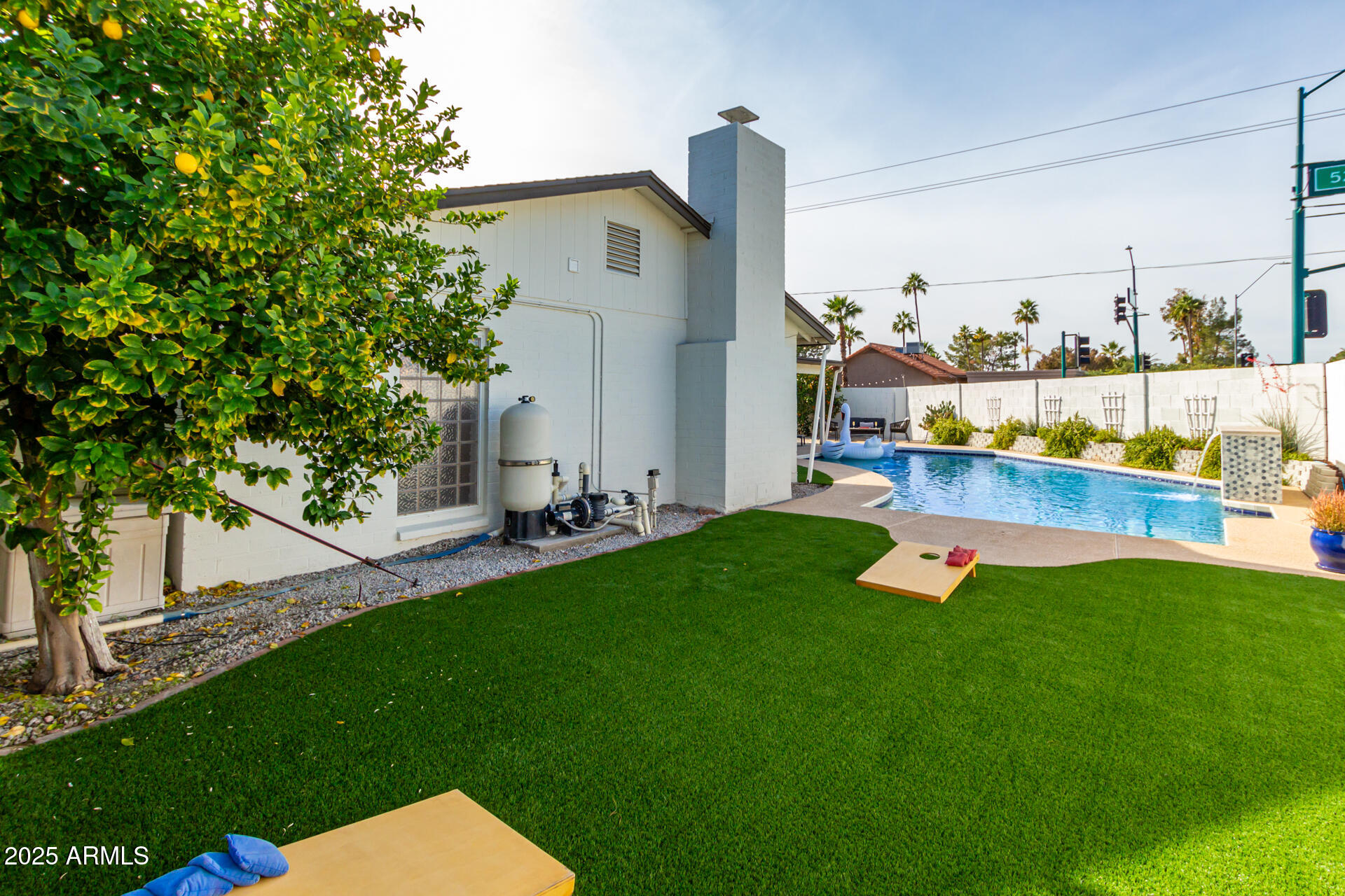 5202 E KAREN Drive