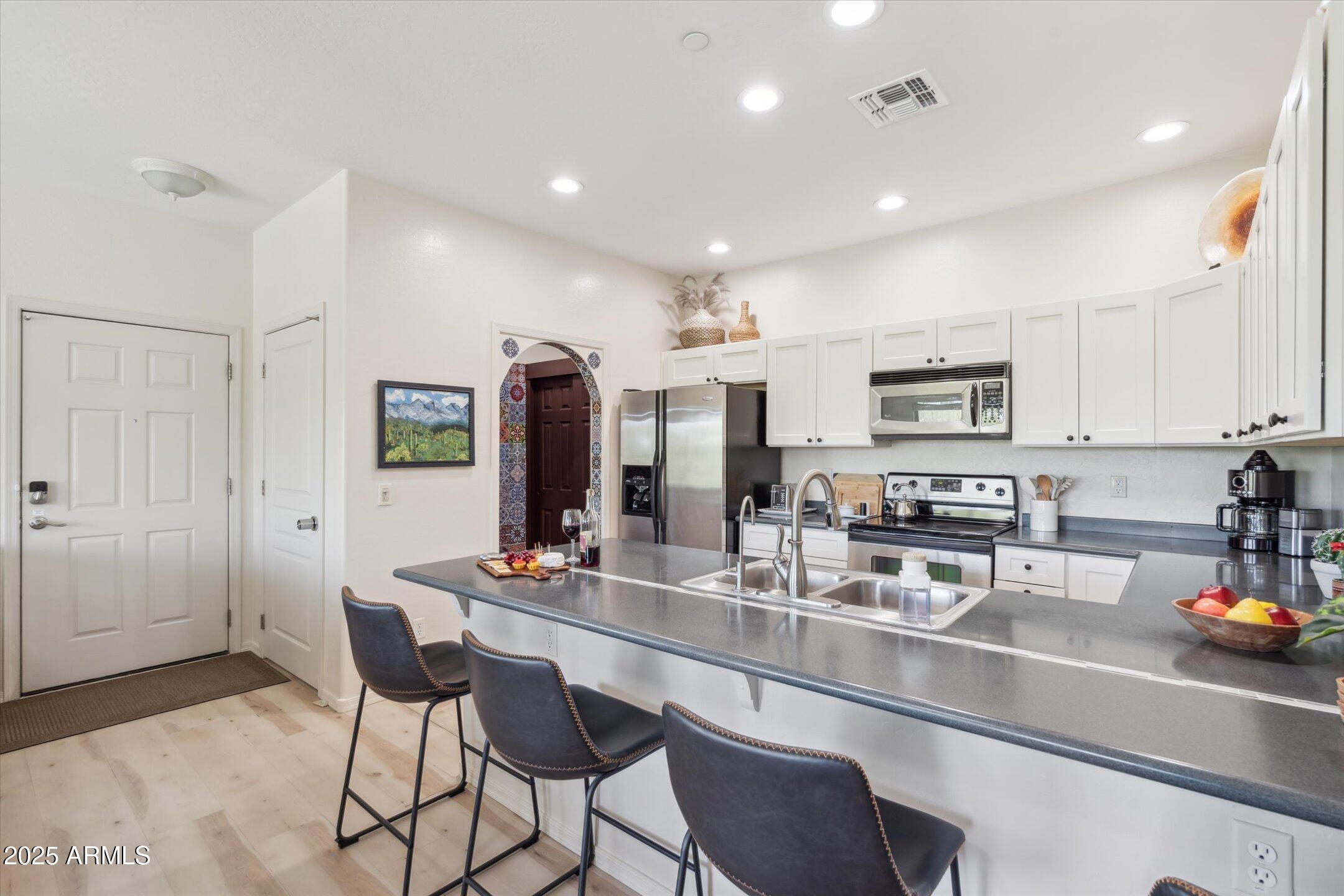 12050 N PANORAMA Drive, 208