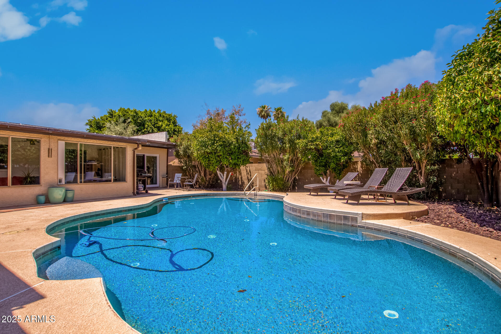 2118 E PEBBLE BEACH Drive