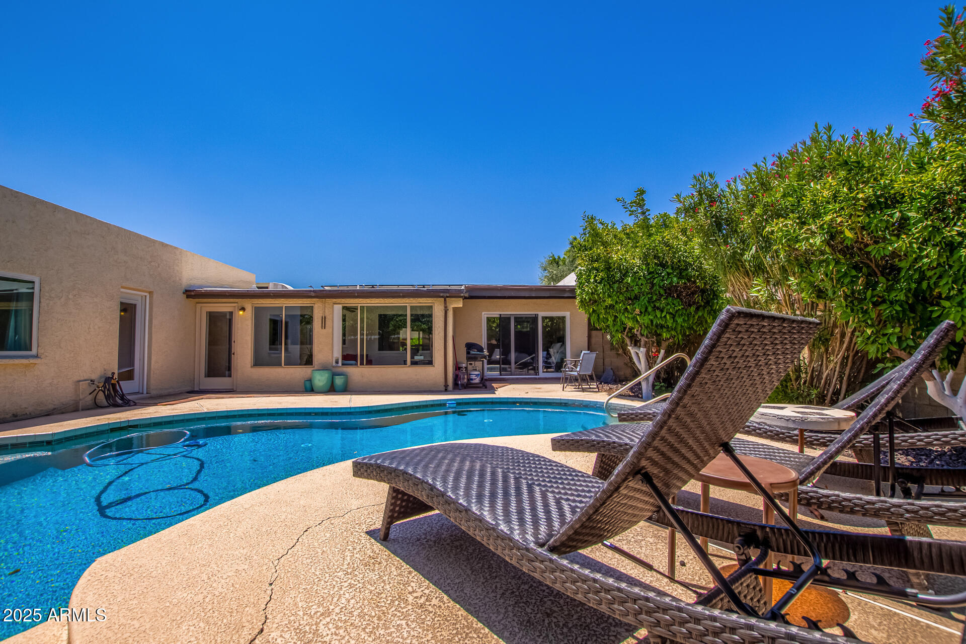 2118 E PEBBLE BEACH Drive