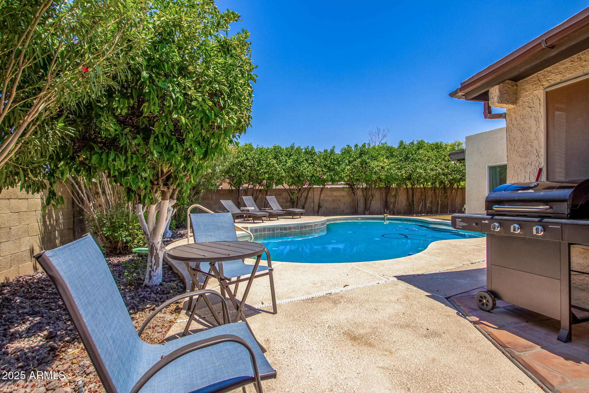 2118 E PEBBLE BEACH Drive