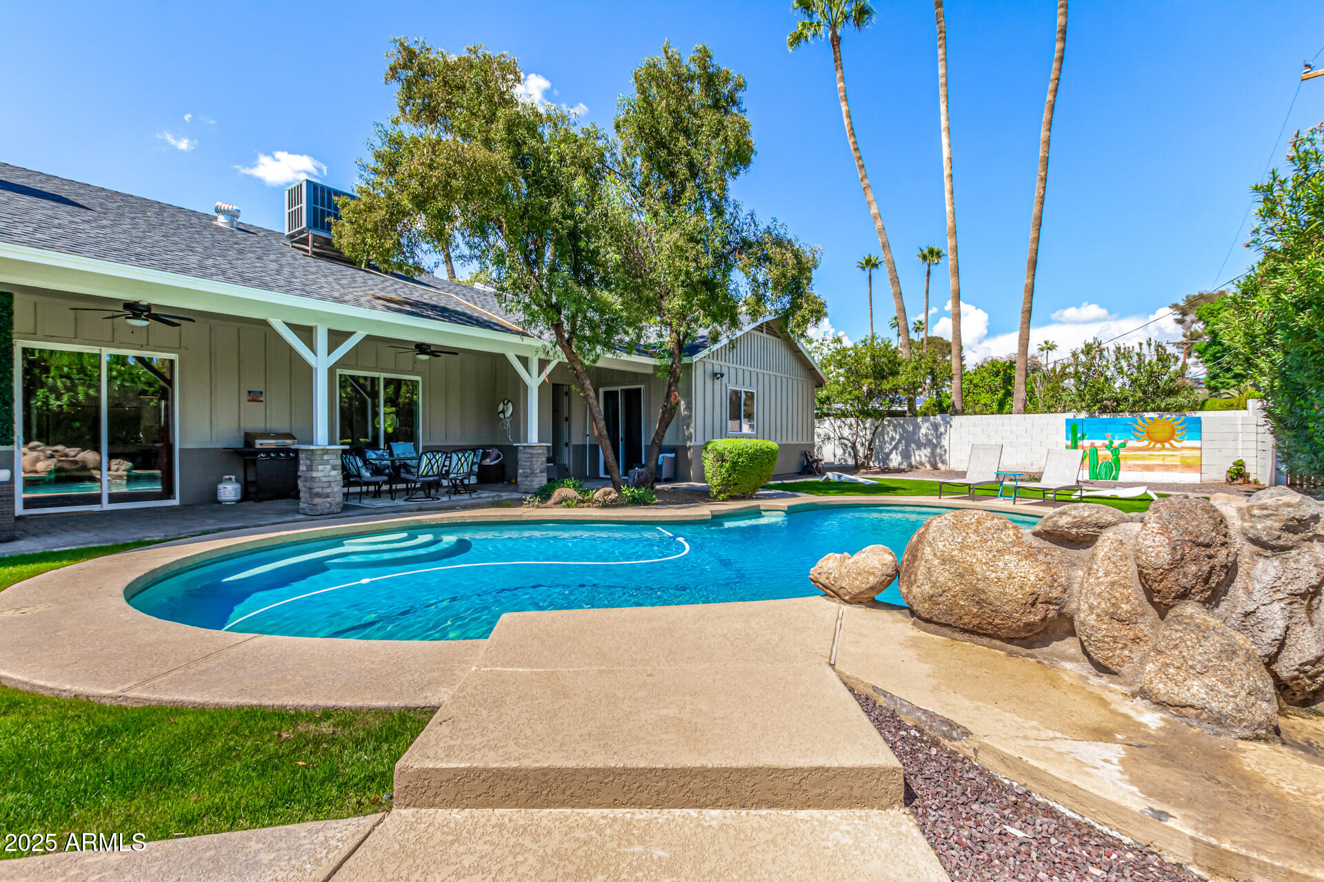 4227 N 68TH Street