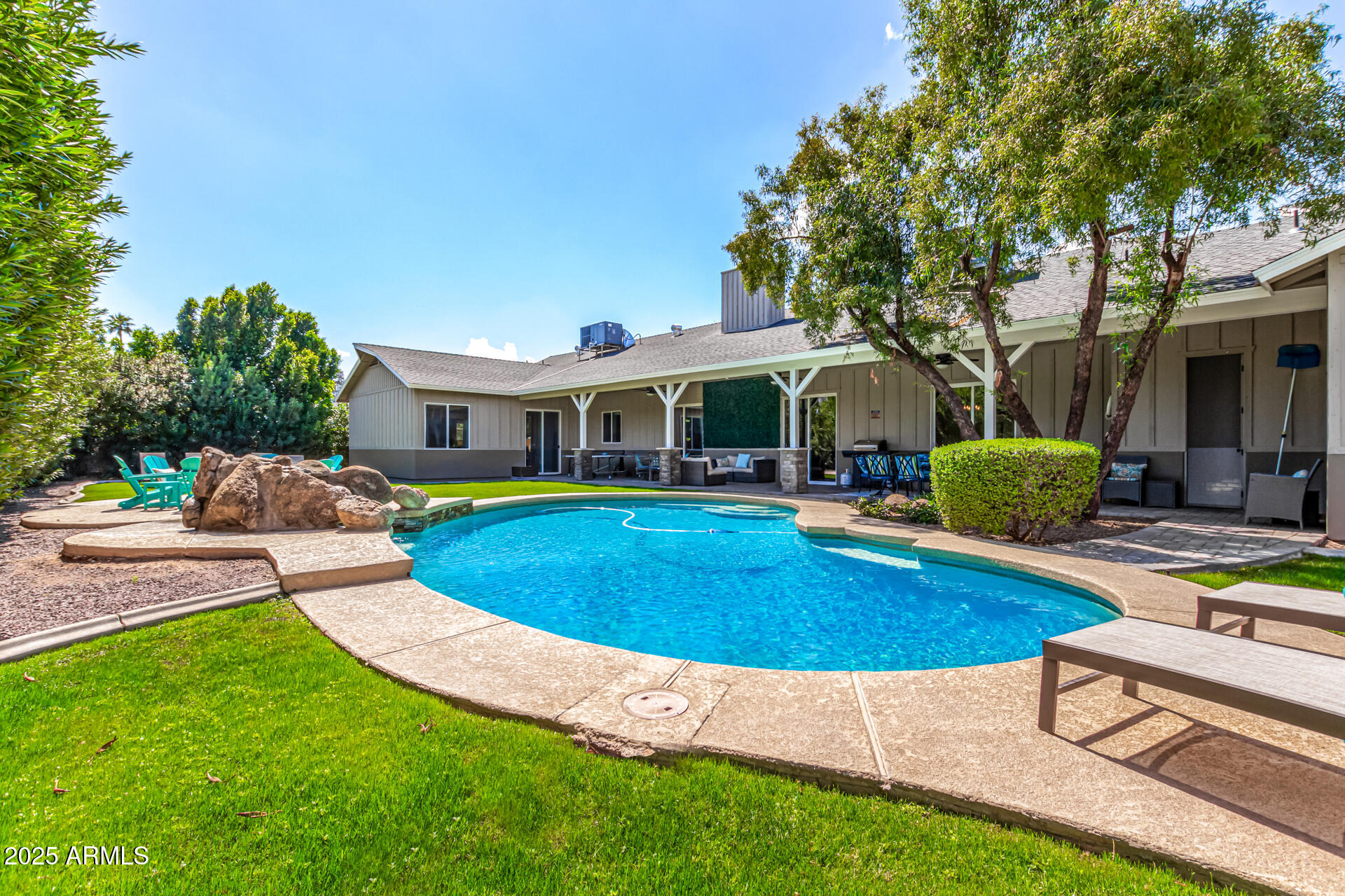 4227 N 68TH Street