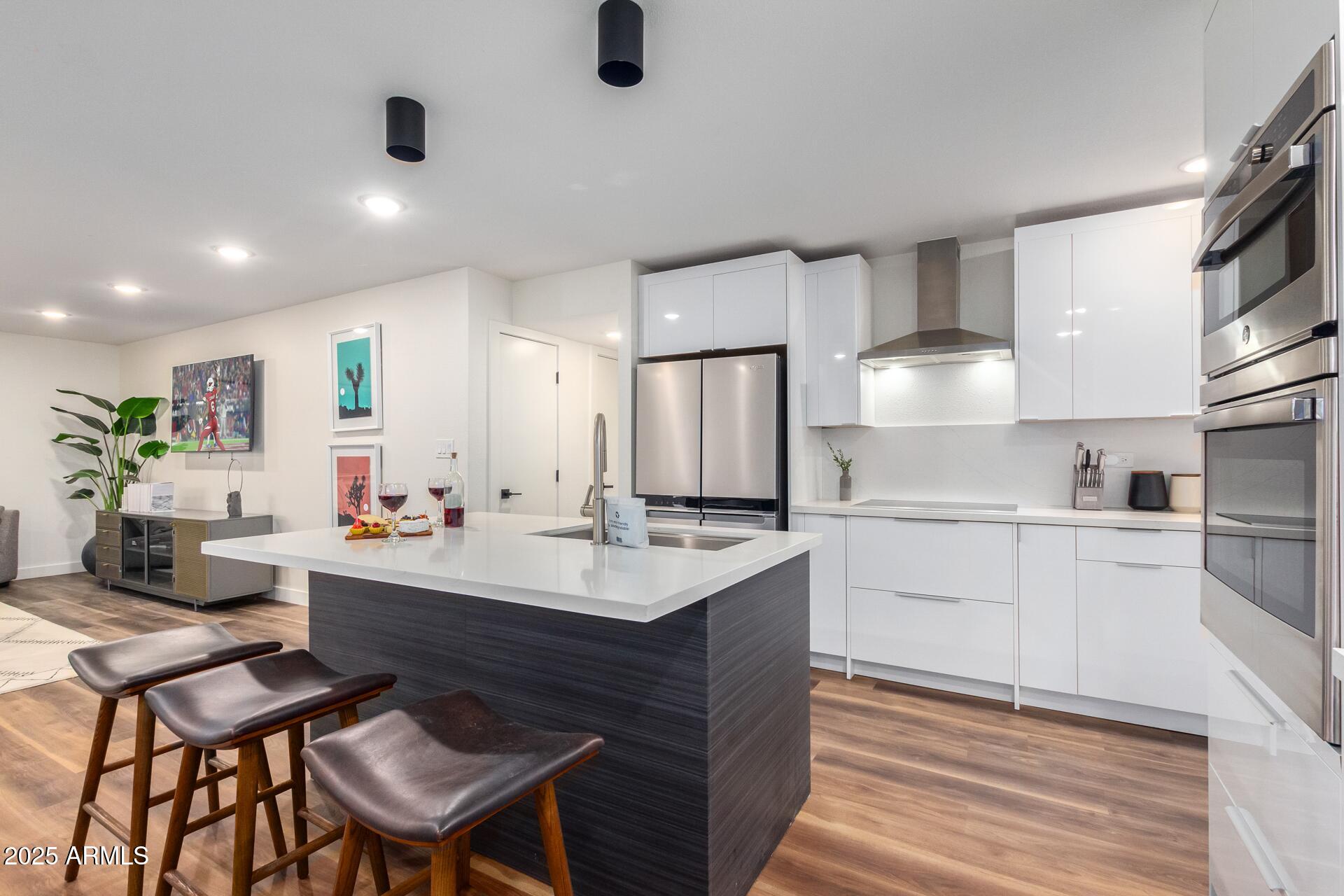 8537 E CLARENDON Avenue