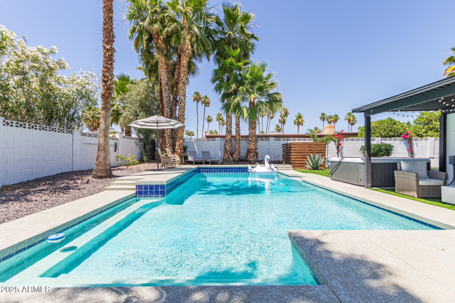 6612 E PRESIDIO Road