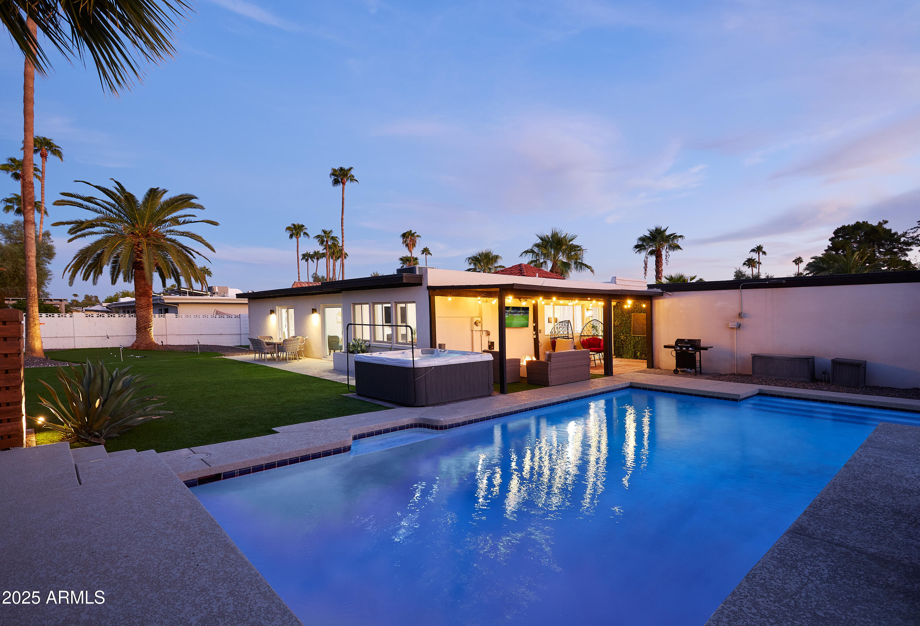 6612 E PRESIDIO Road