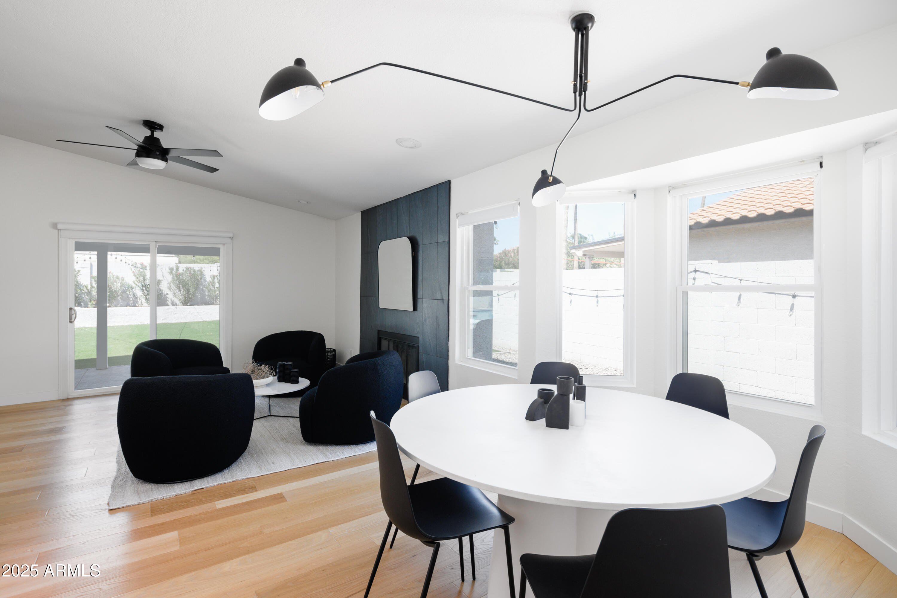 5502 E GRANDVIEW Road