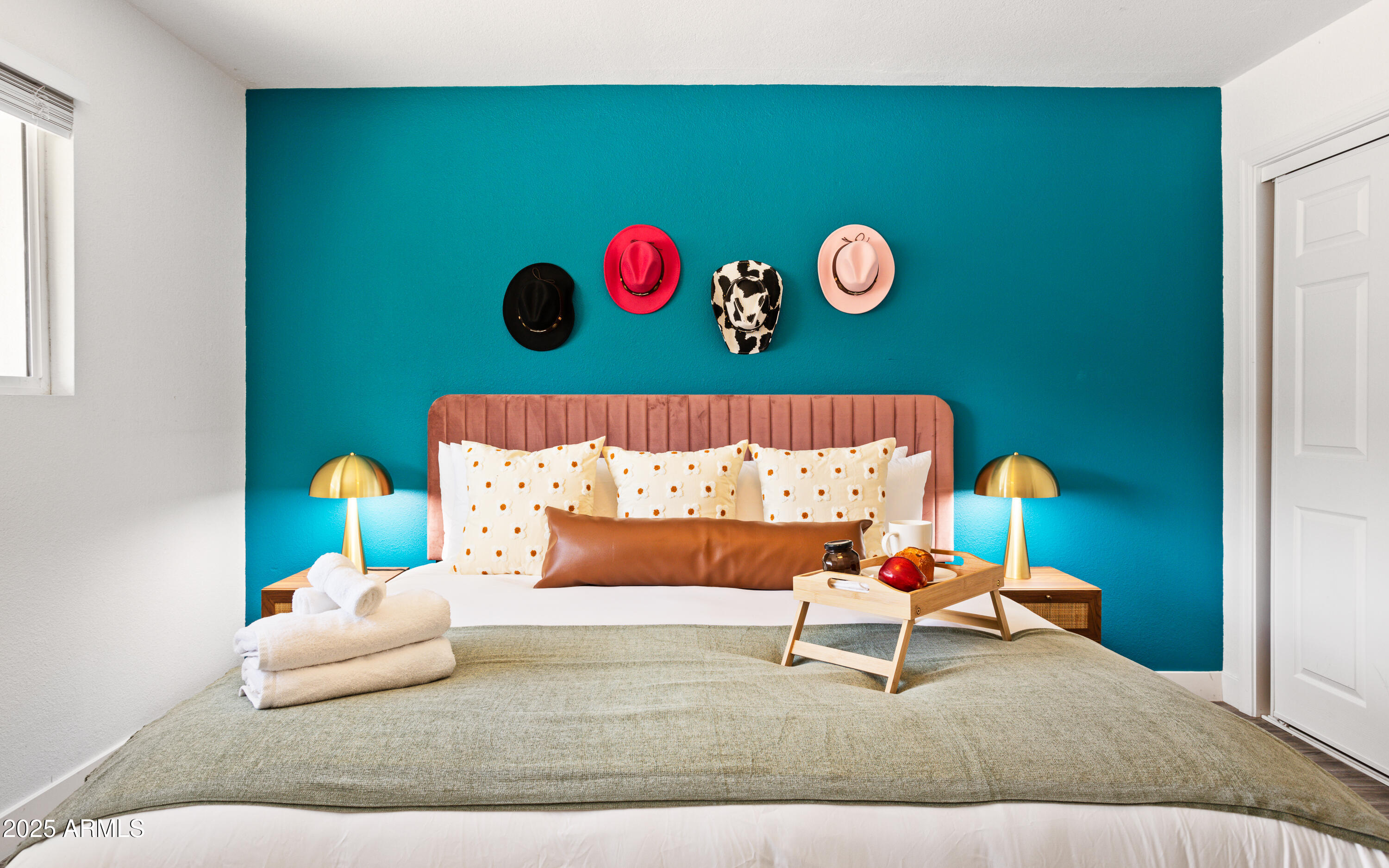 4625 N 73RD Street, 1001