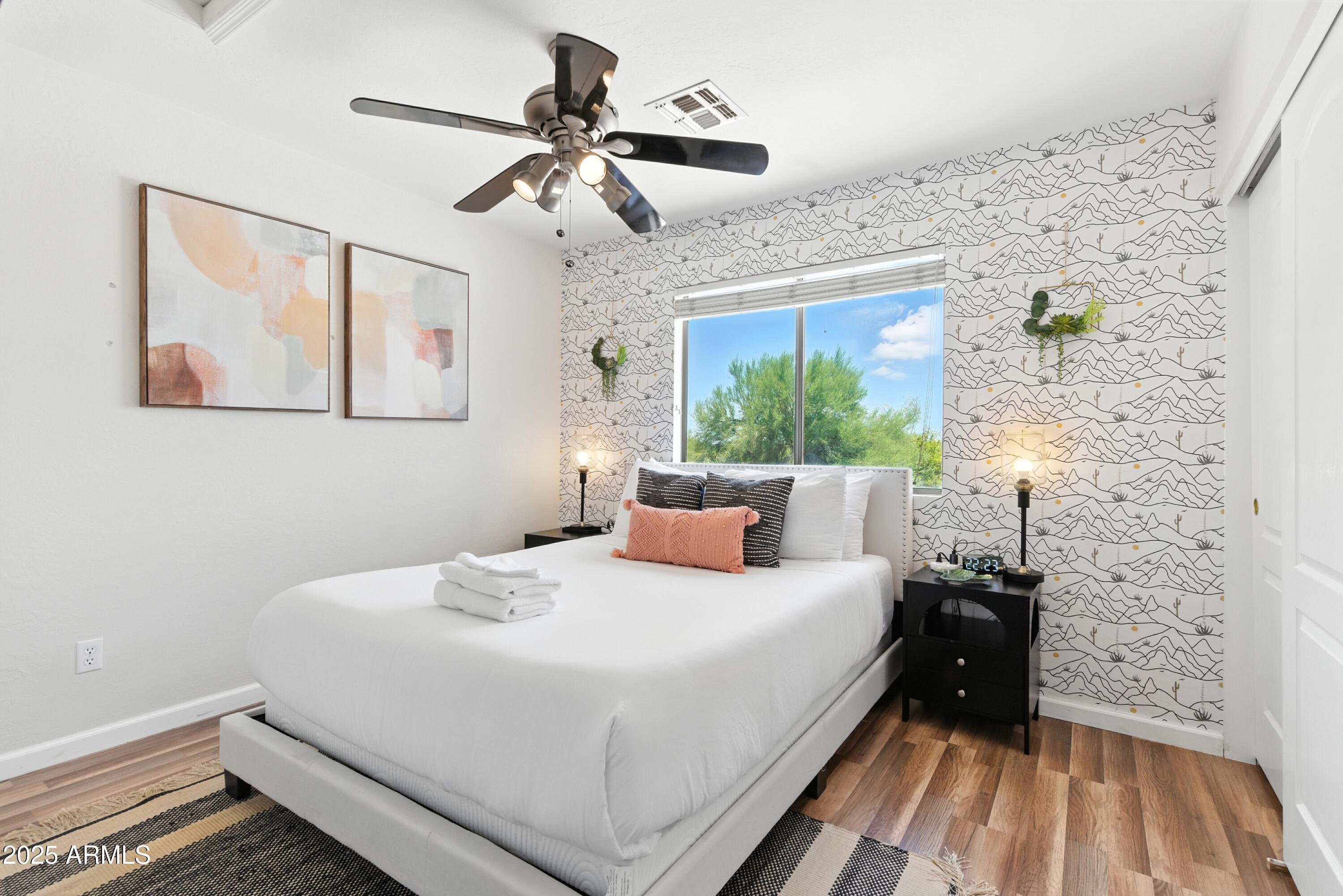 8083 E MICHELLE Drive