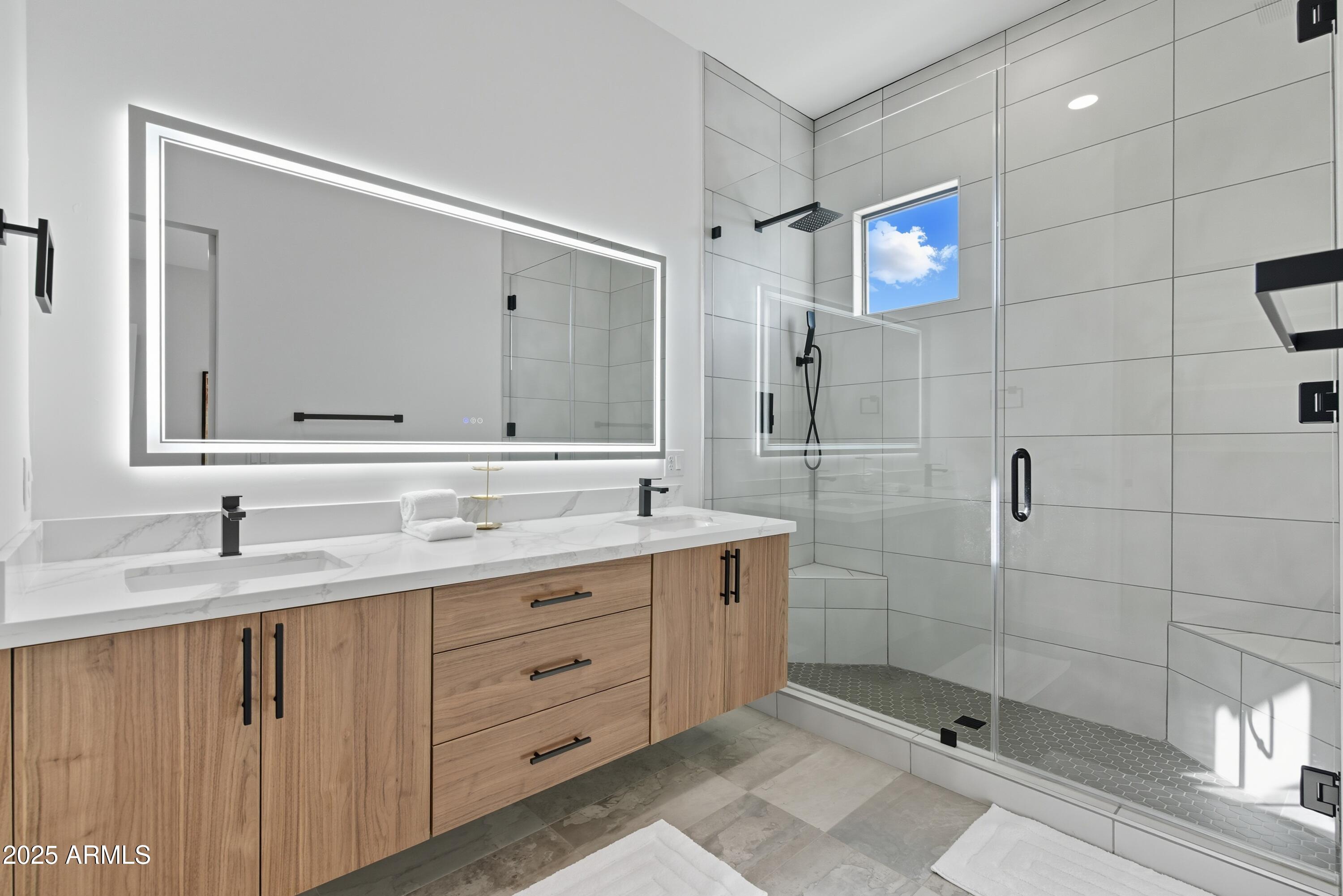 1501 N MILLER Road, 1015