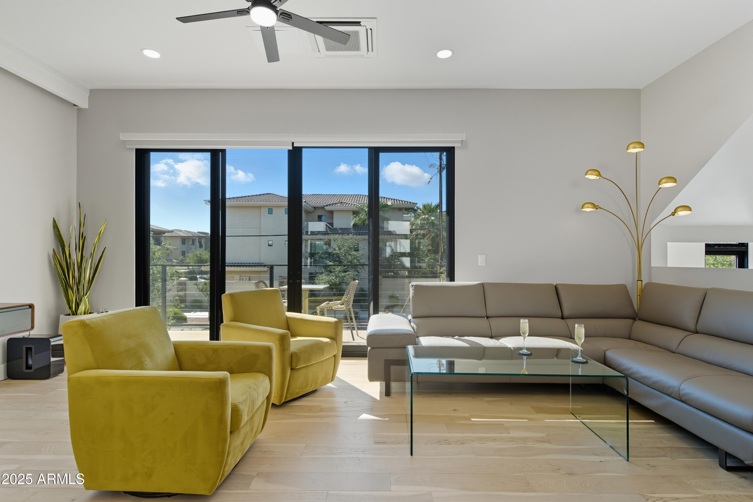 1501 N MILLER Road, 1015