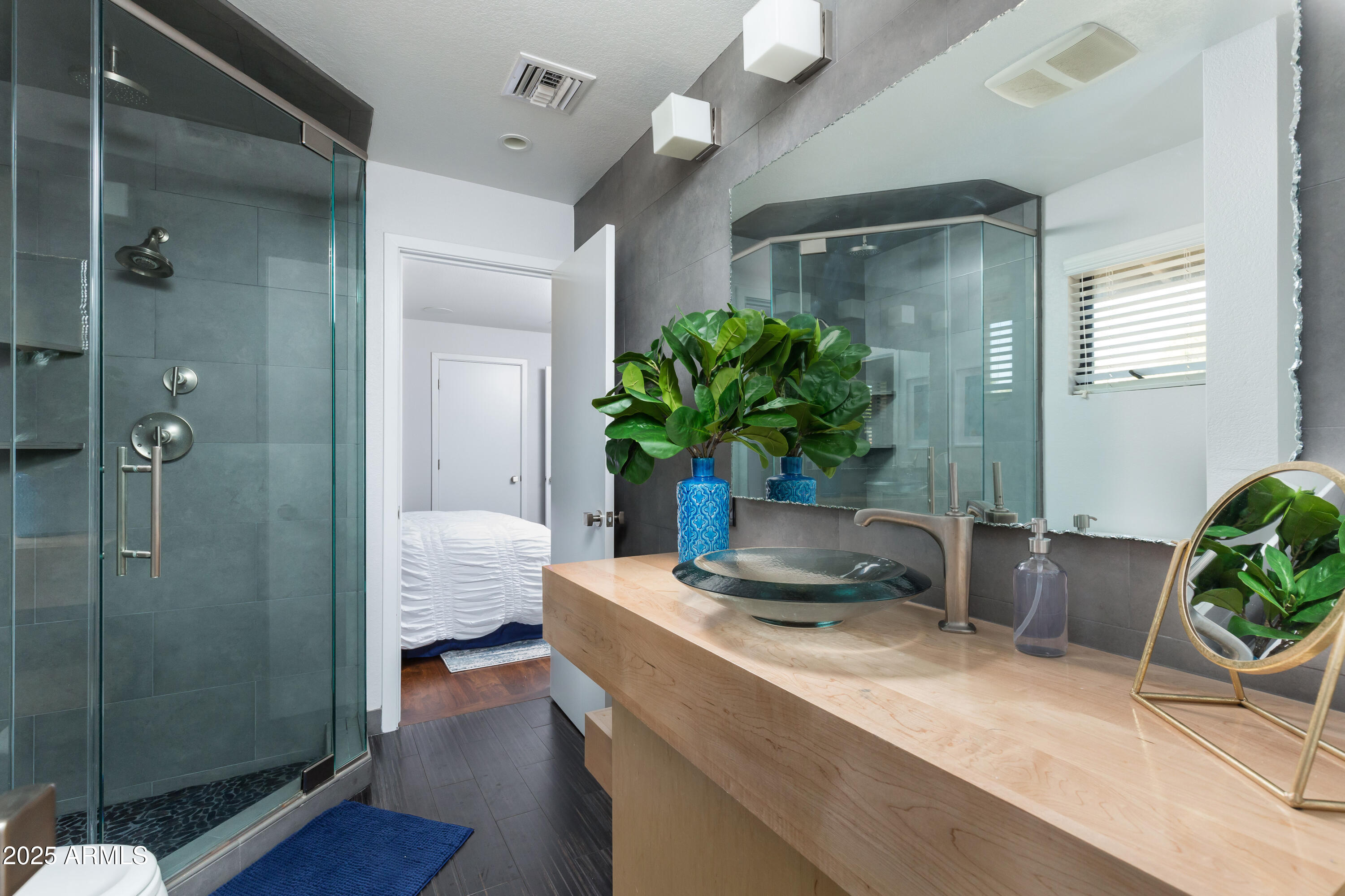 6924 E MARIPOSA Drive, Scottsdale