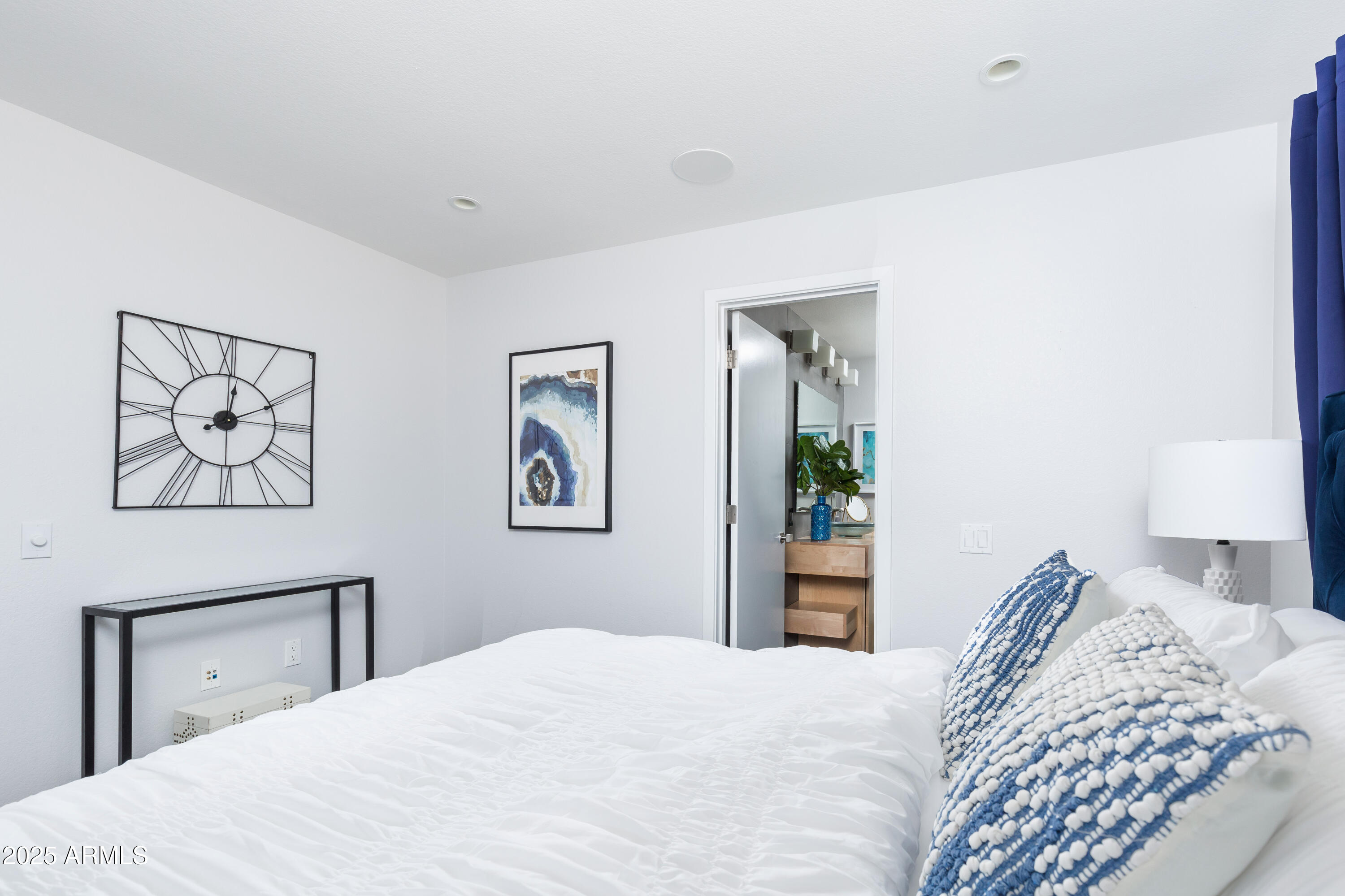 6924 E MARIPOSA Drive, Scottsdale