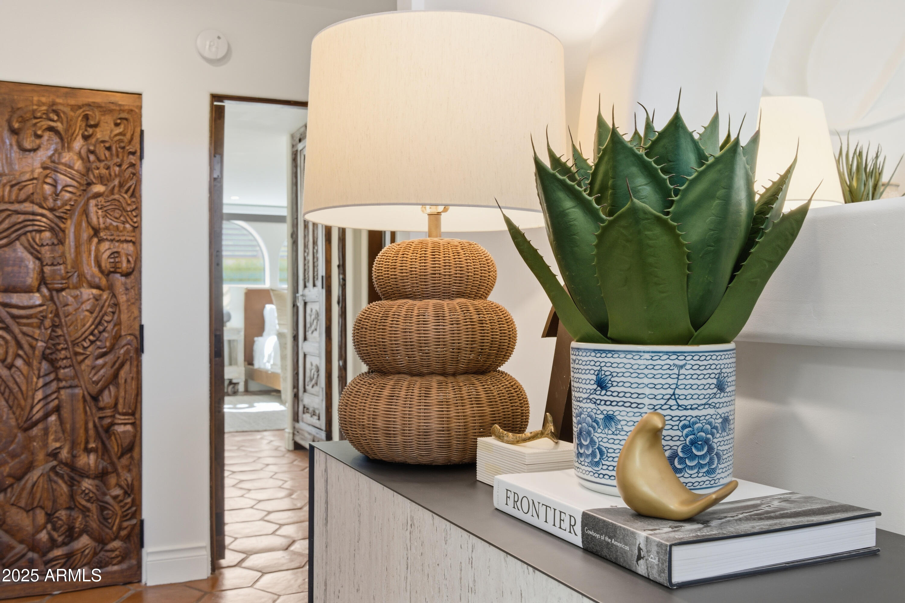 5828 E CACTUS WREN Road