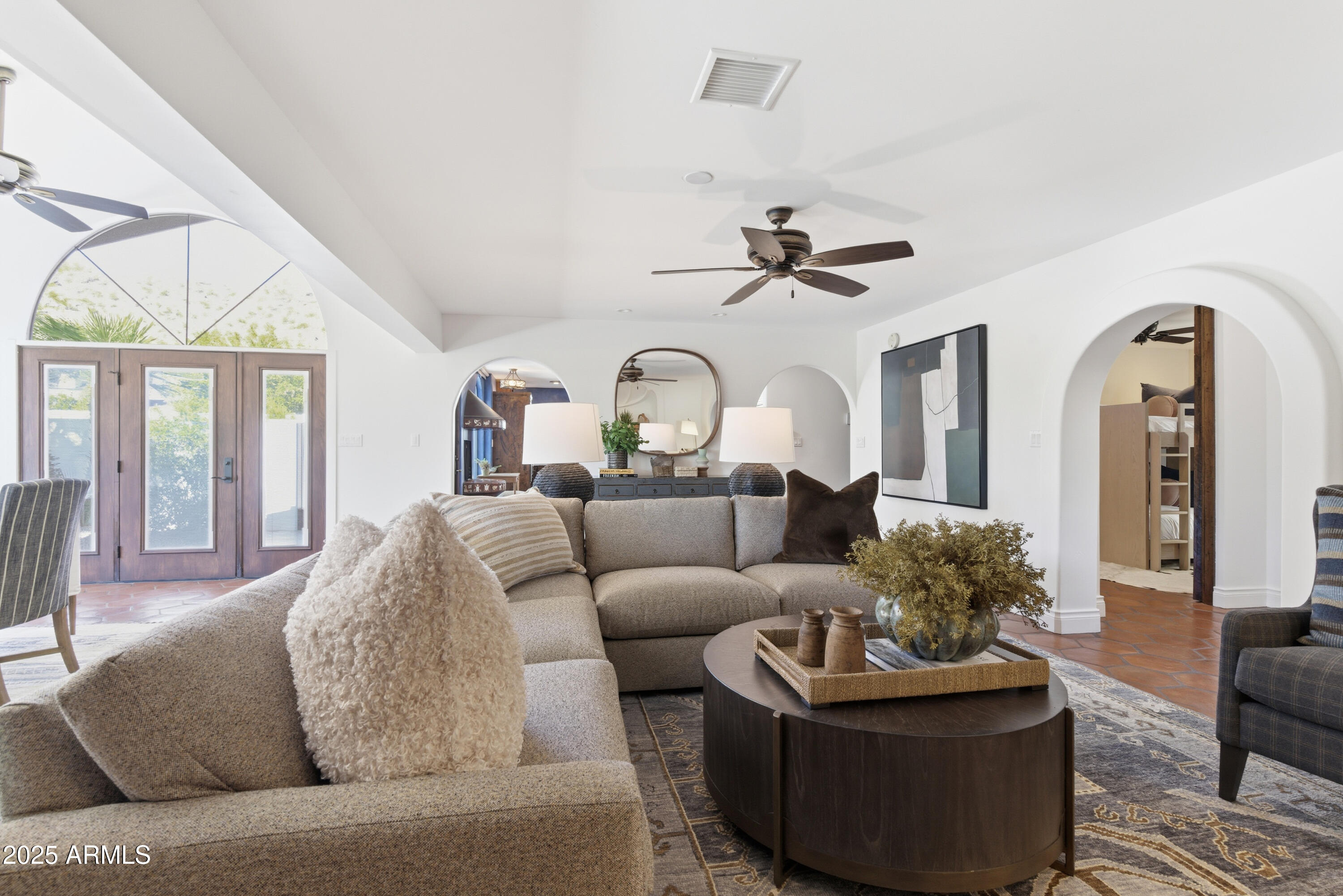 5828 E CACTUS WREN Road