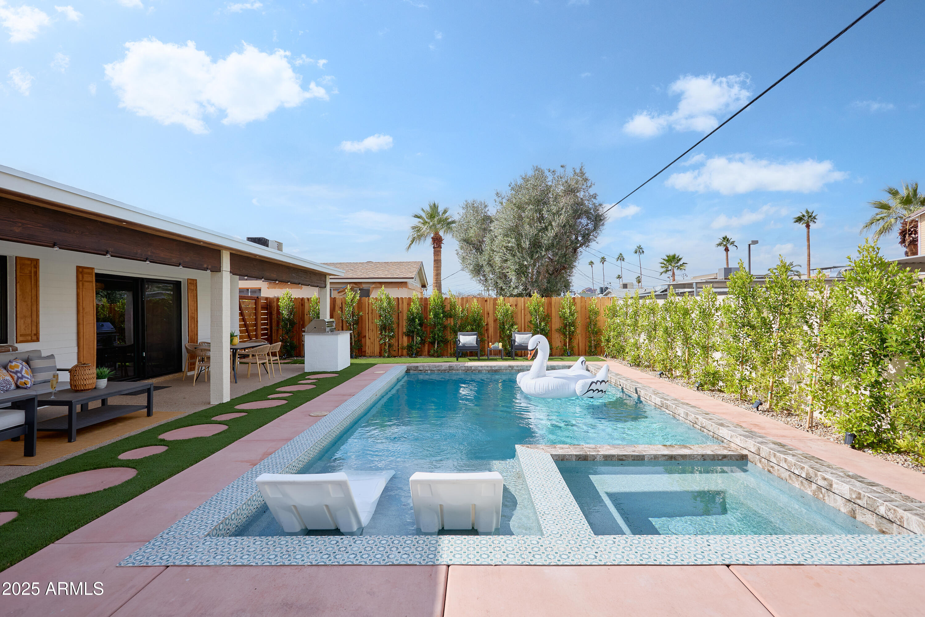 7320 E LATHAM Street