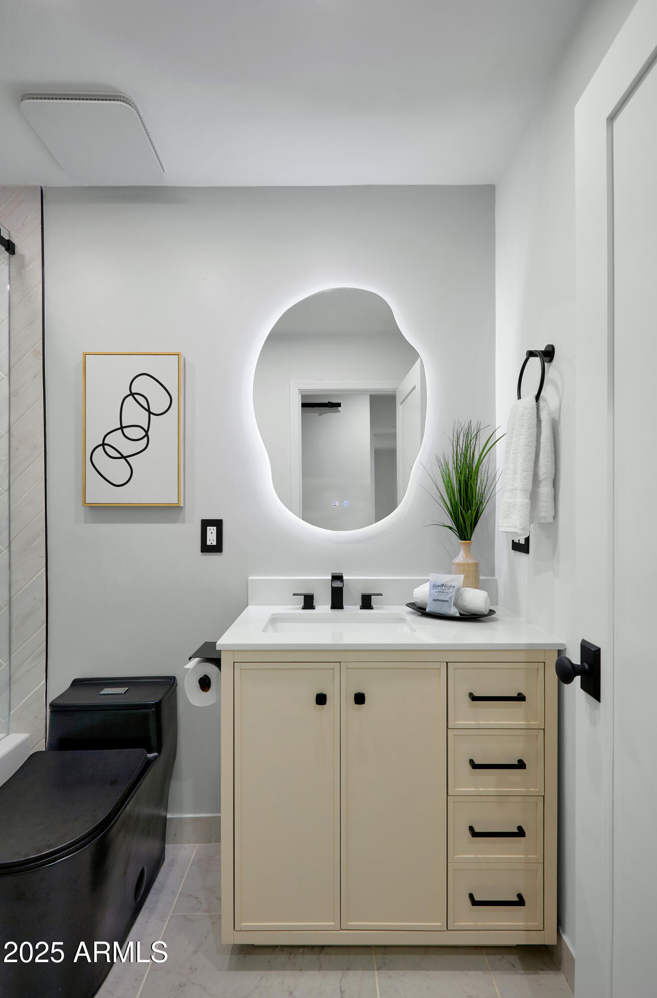 7320 E LATHAM Street