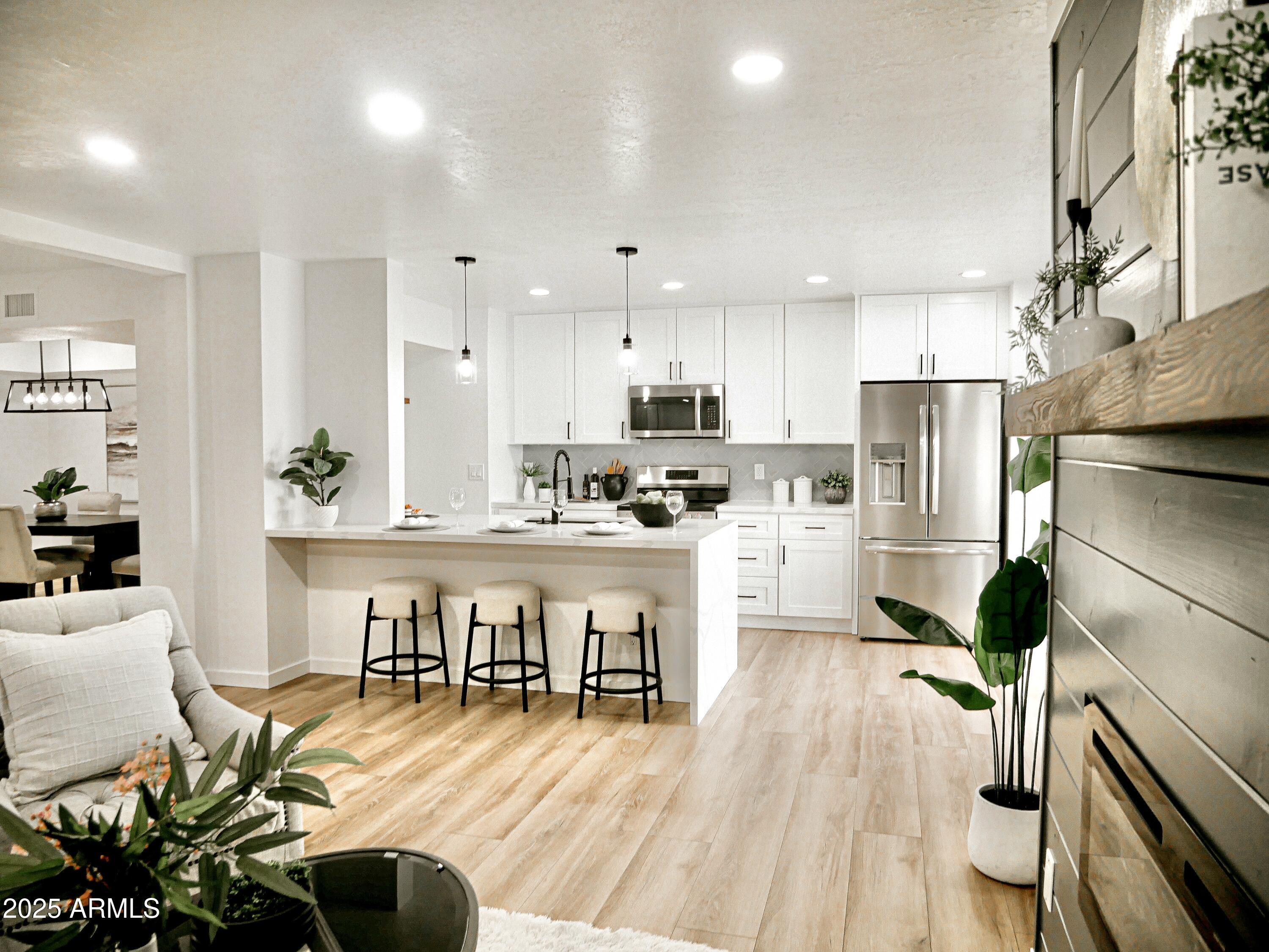 6401 E EUGIE Terrace