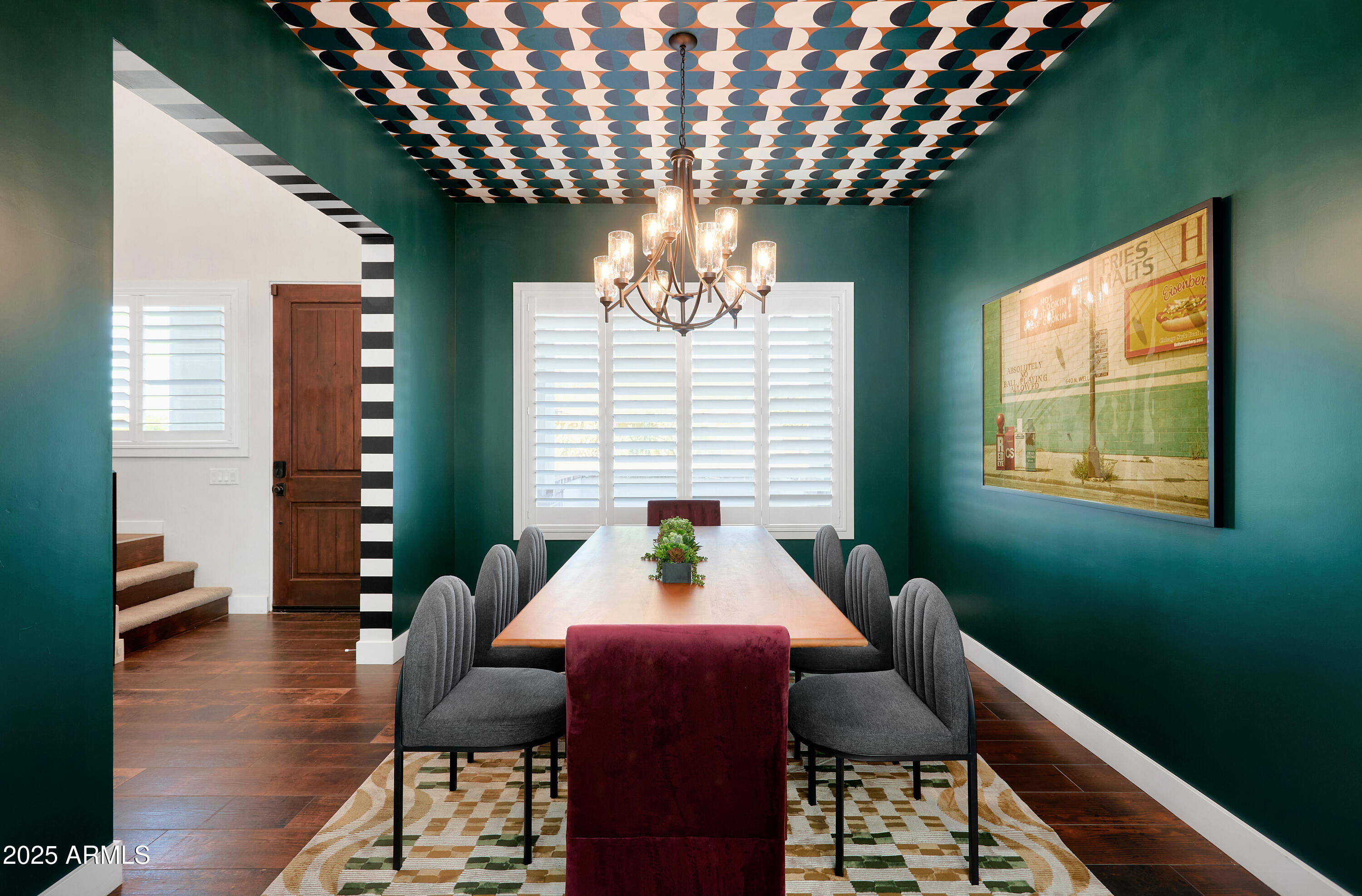 3229 E CAMPBELL Avenue