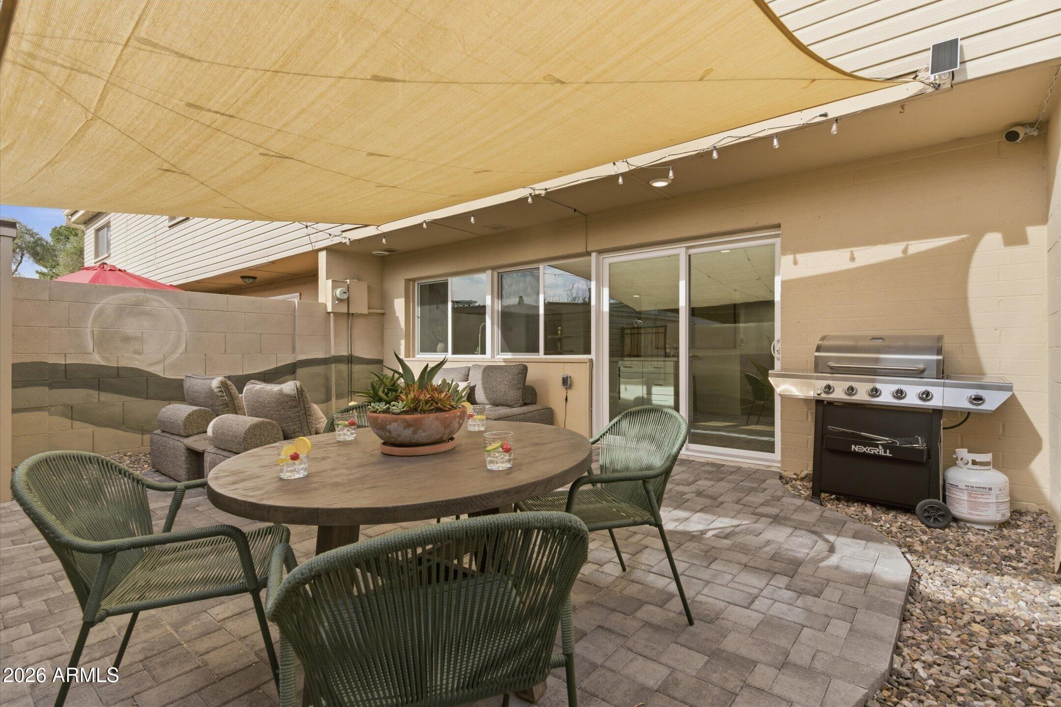 4308 N PARKWAY Avenue