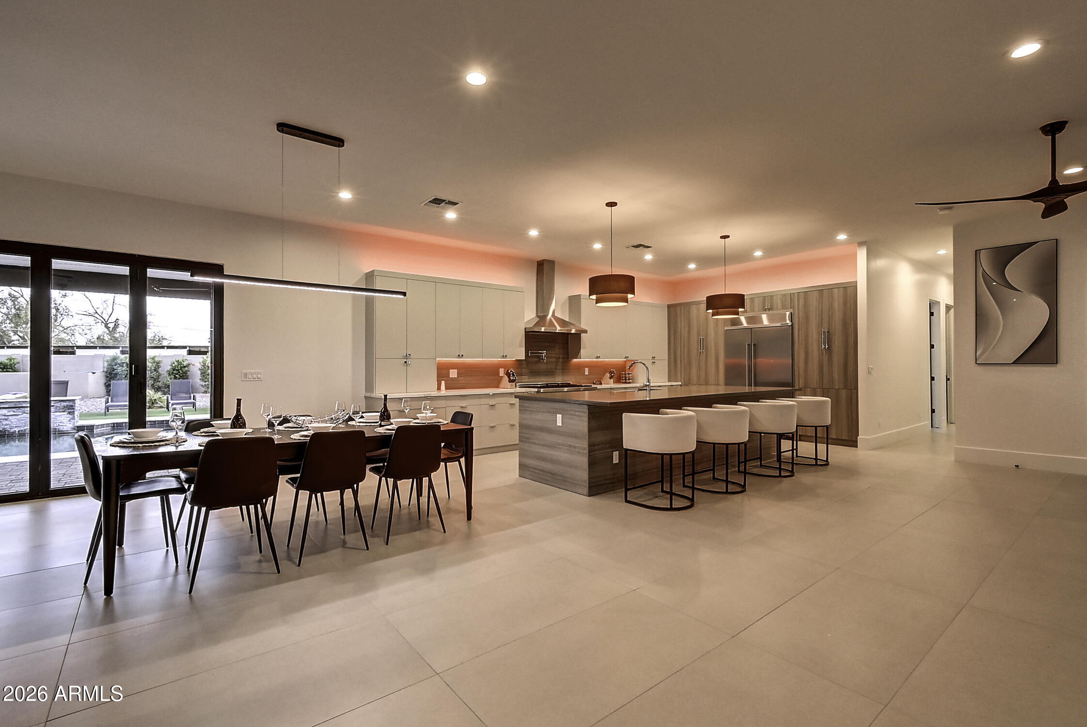 6401 E LARKSPUR Drive