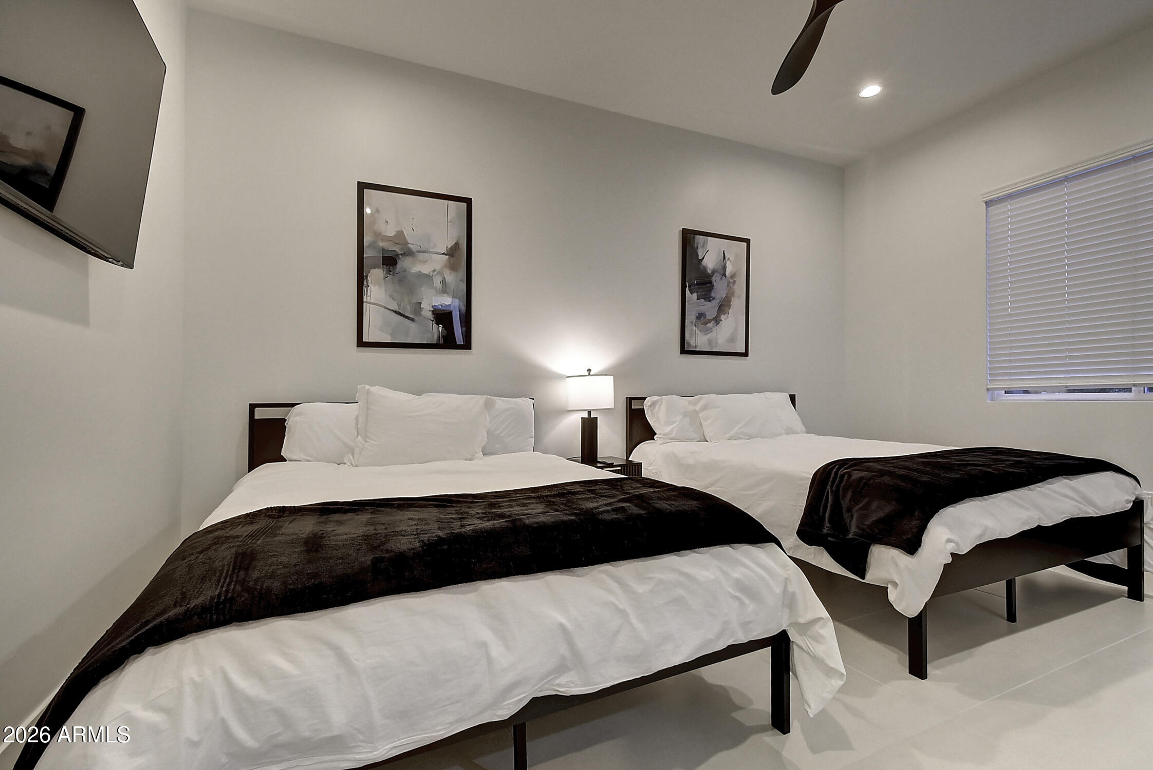 6401 E LARKSPUR Drive