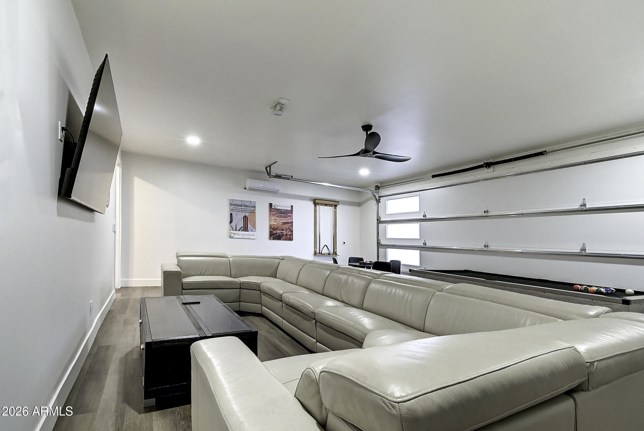 6401 E LARKSPUR Drive