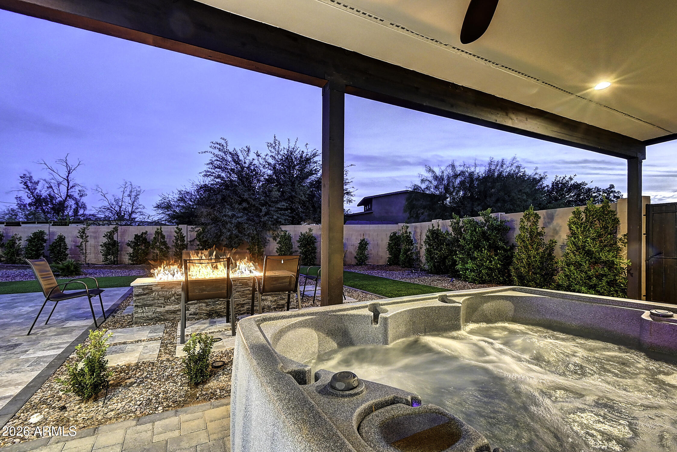 6401 E LARKSPUR Drive