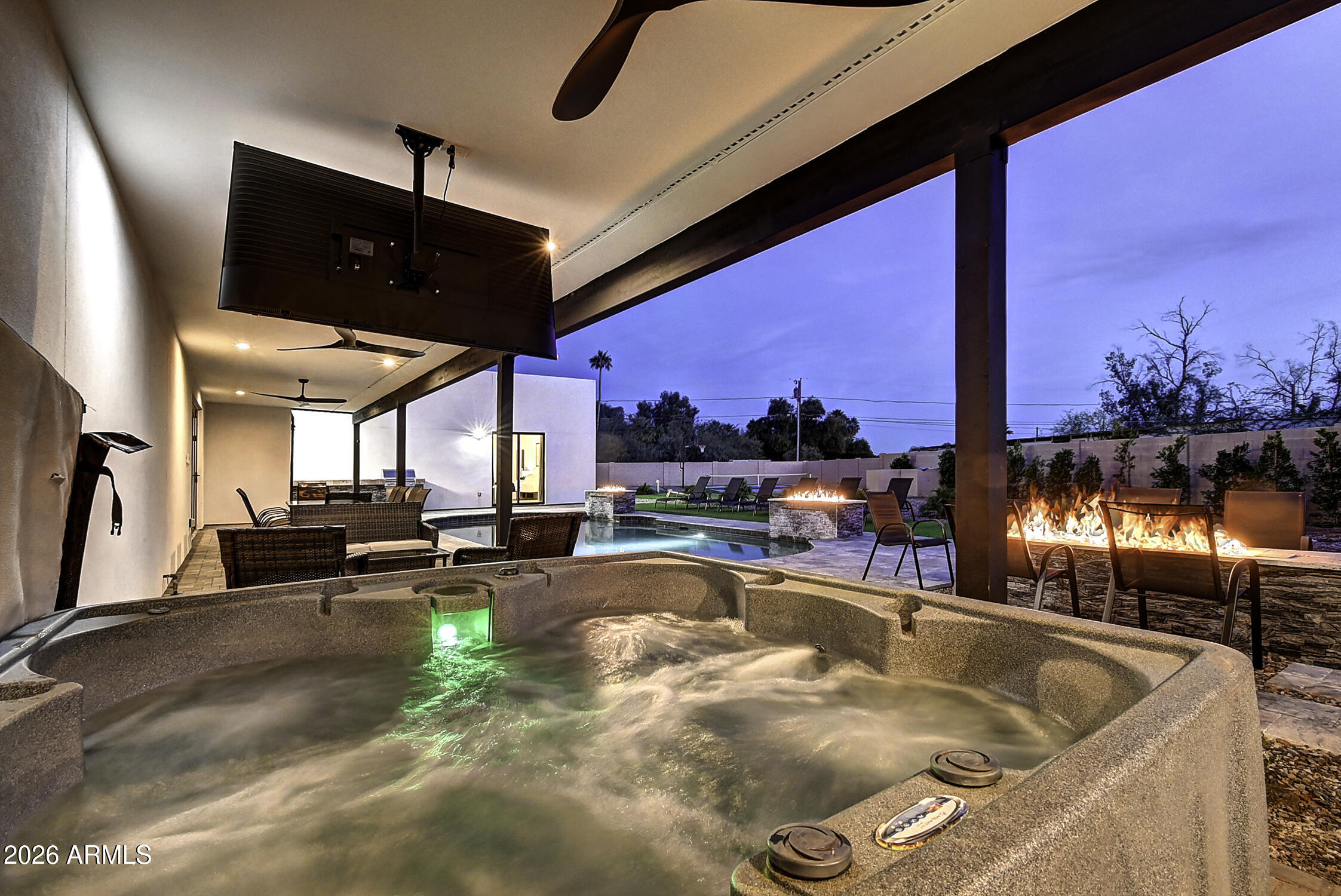 6401 E LARKSPUR Drive