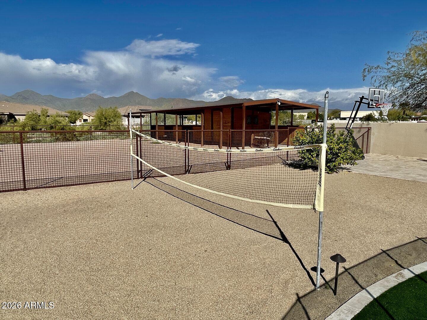 12198 E DOUBLETREE RANCH Road