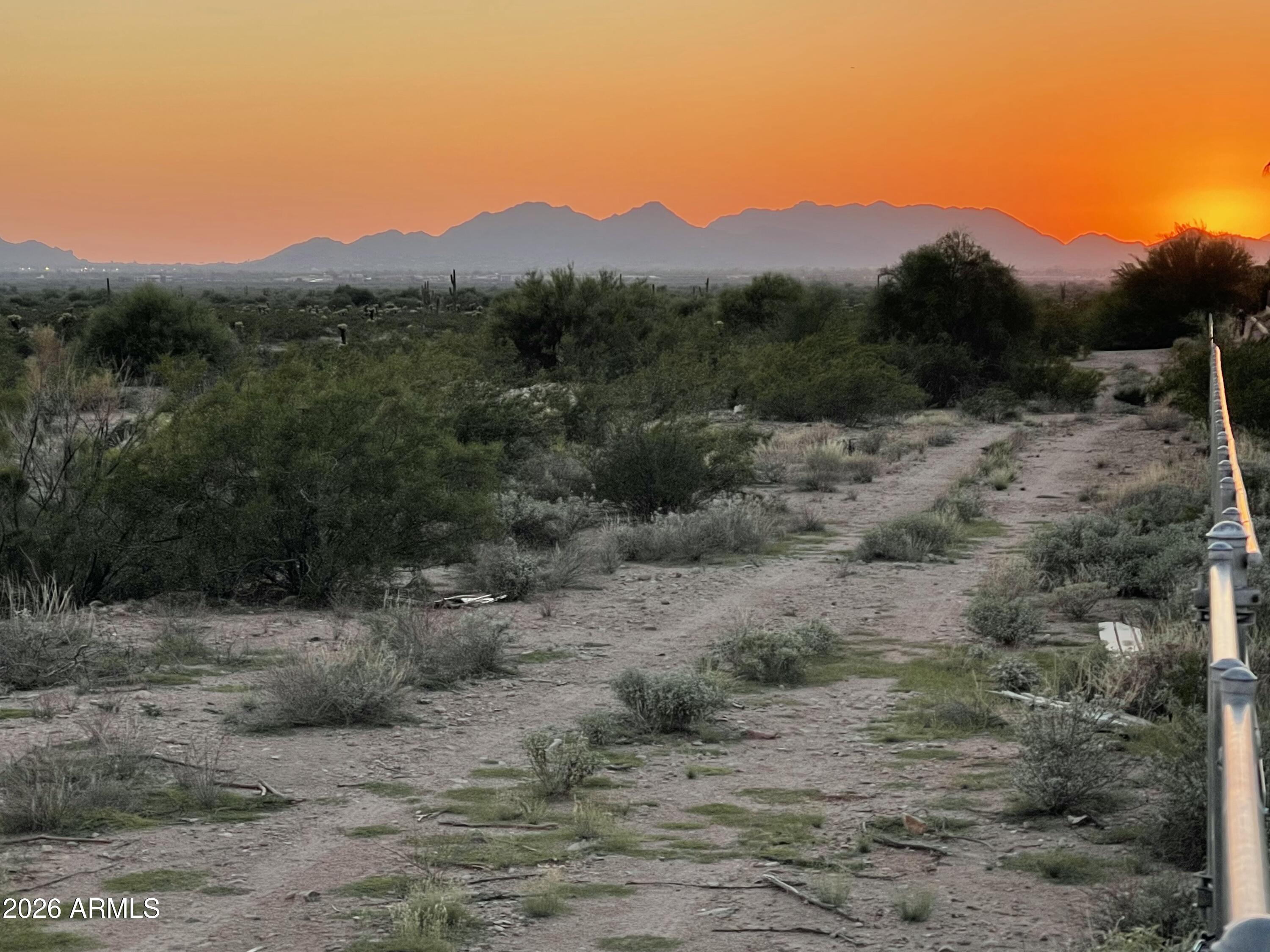 12198 E DOUBLETREE RANCH Road