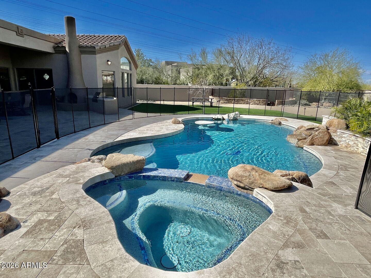 12198 E DOUBLETREE RANCH Road