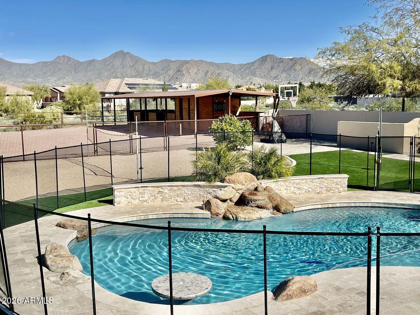 12198 E DOUBLETREE RANCH Road