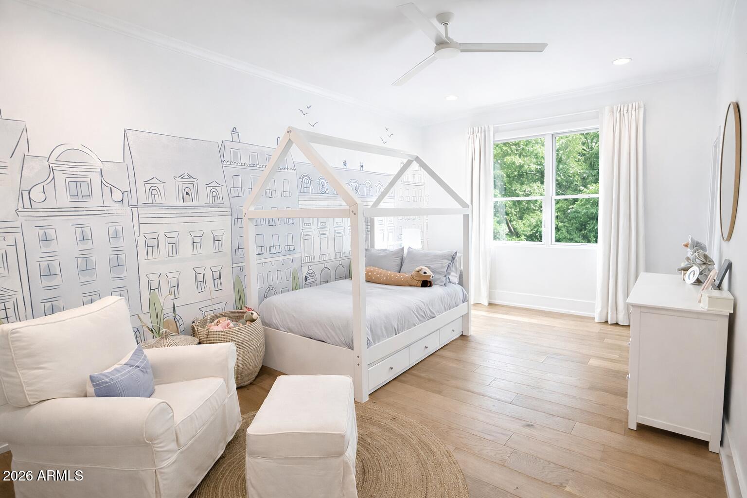 8144 E DEL BARQUERO Drive