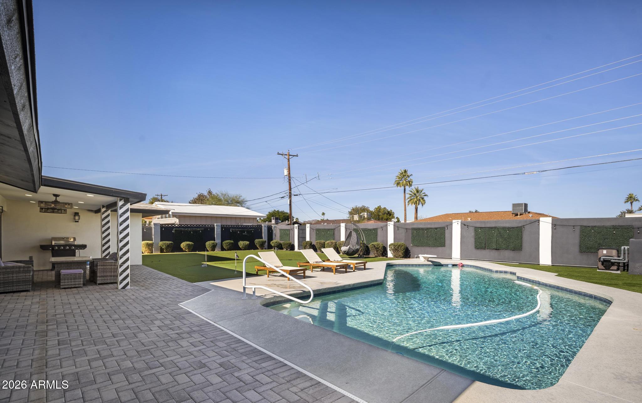 8314 E MARIPOSA Drive