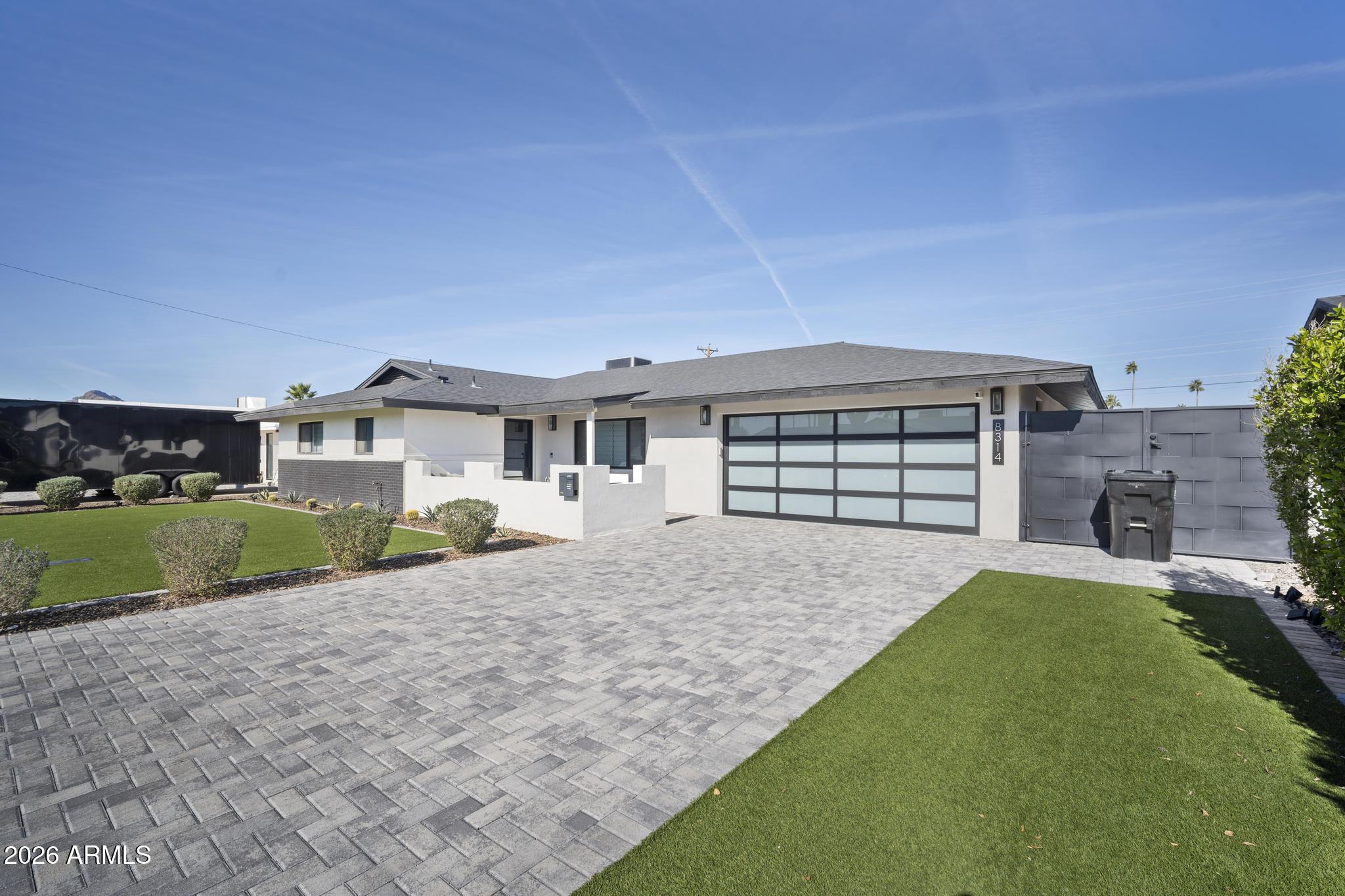 8314 E MARIPOSA Drive