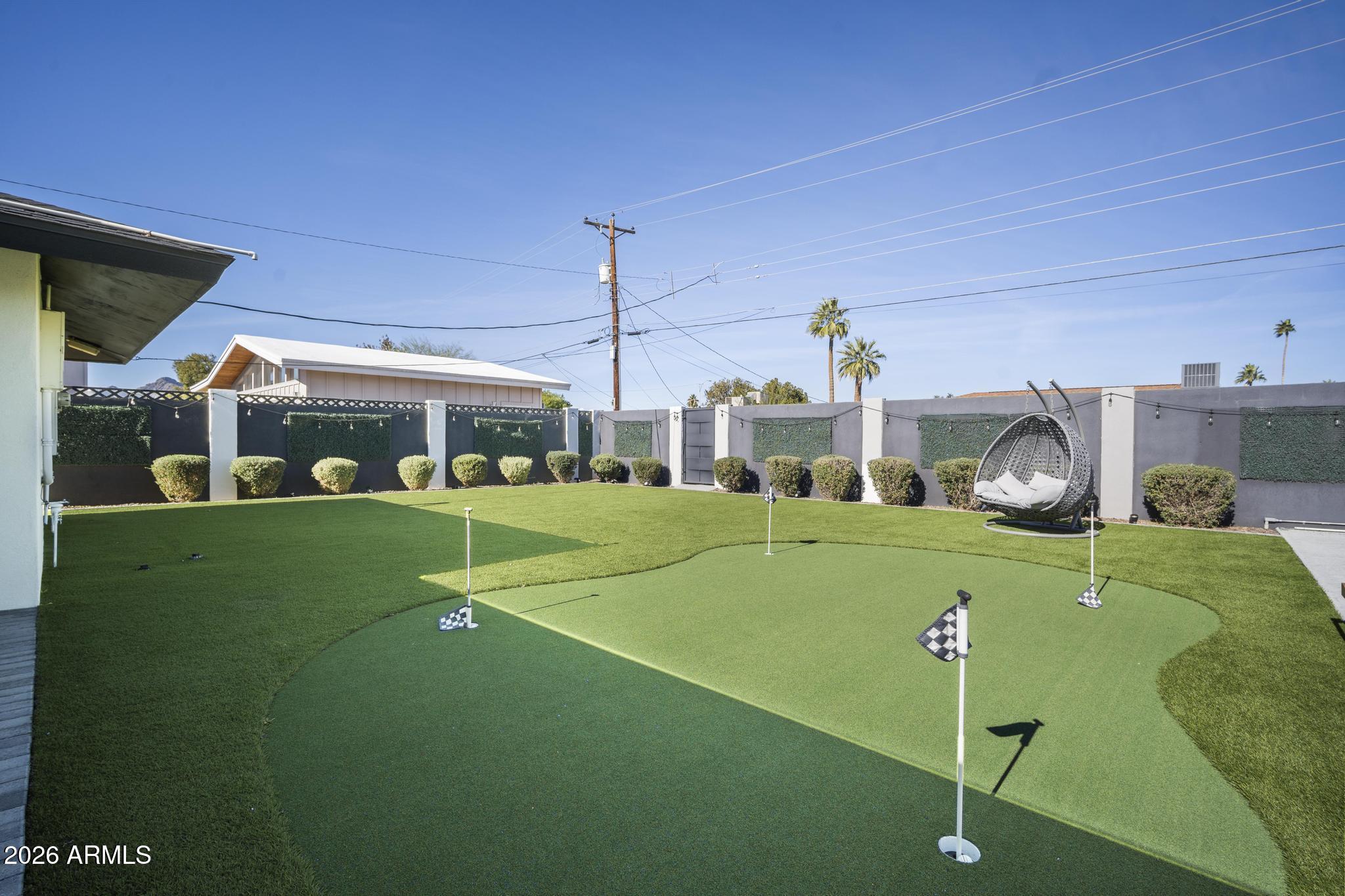 8314 E MARIPOSA Drive