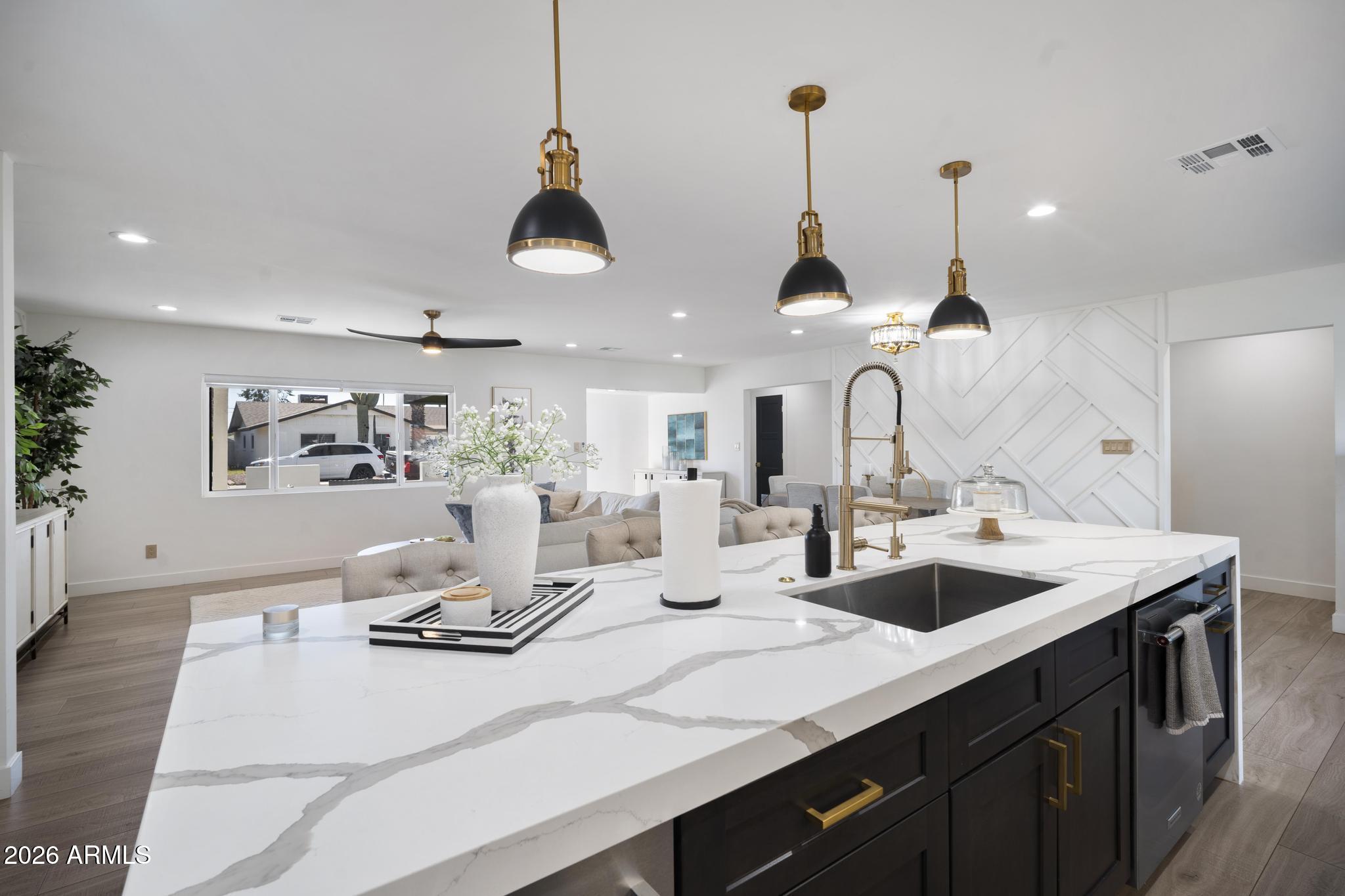 8314 E MARIPOSA Drive