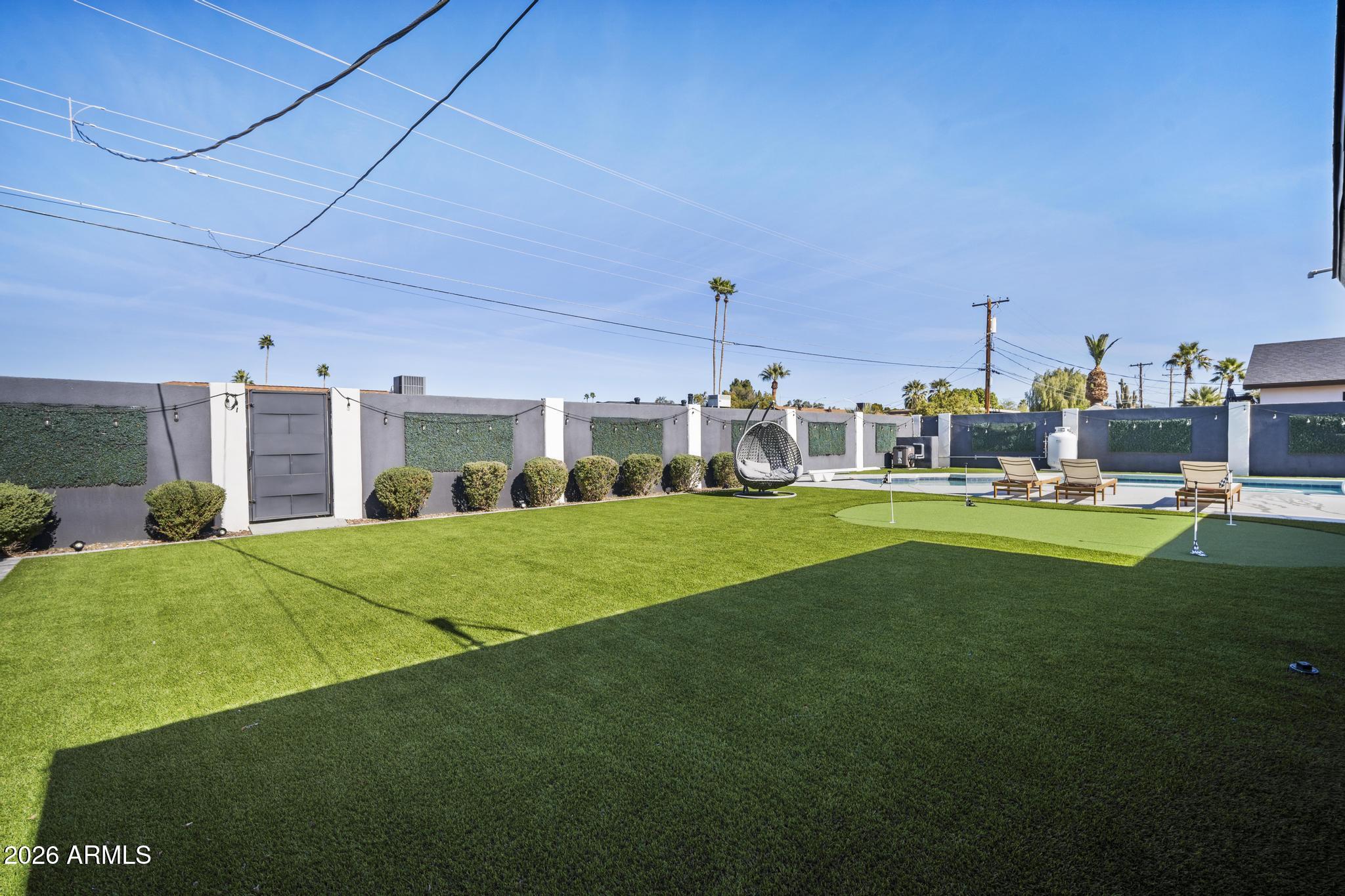 8314 E MARIPOSA Drive