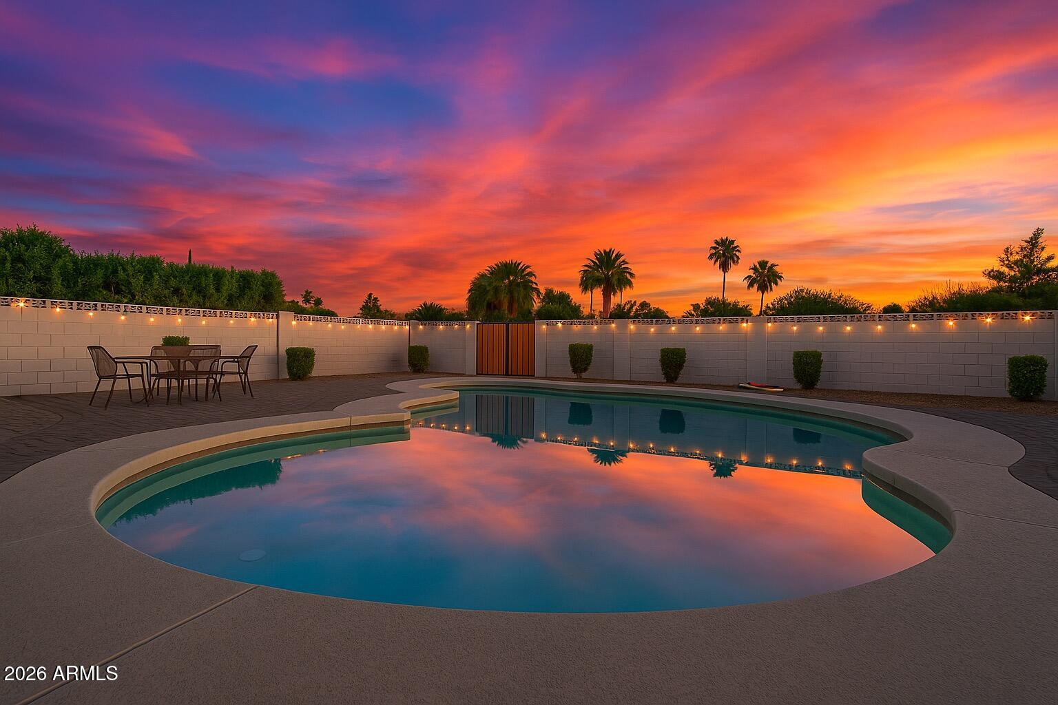 8513 E INDIANOLA Avenue