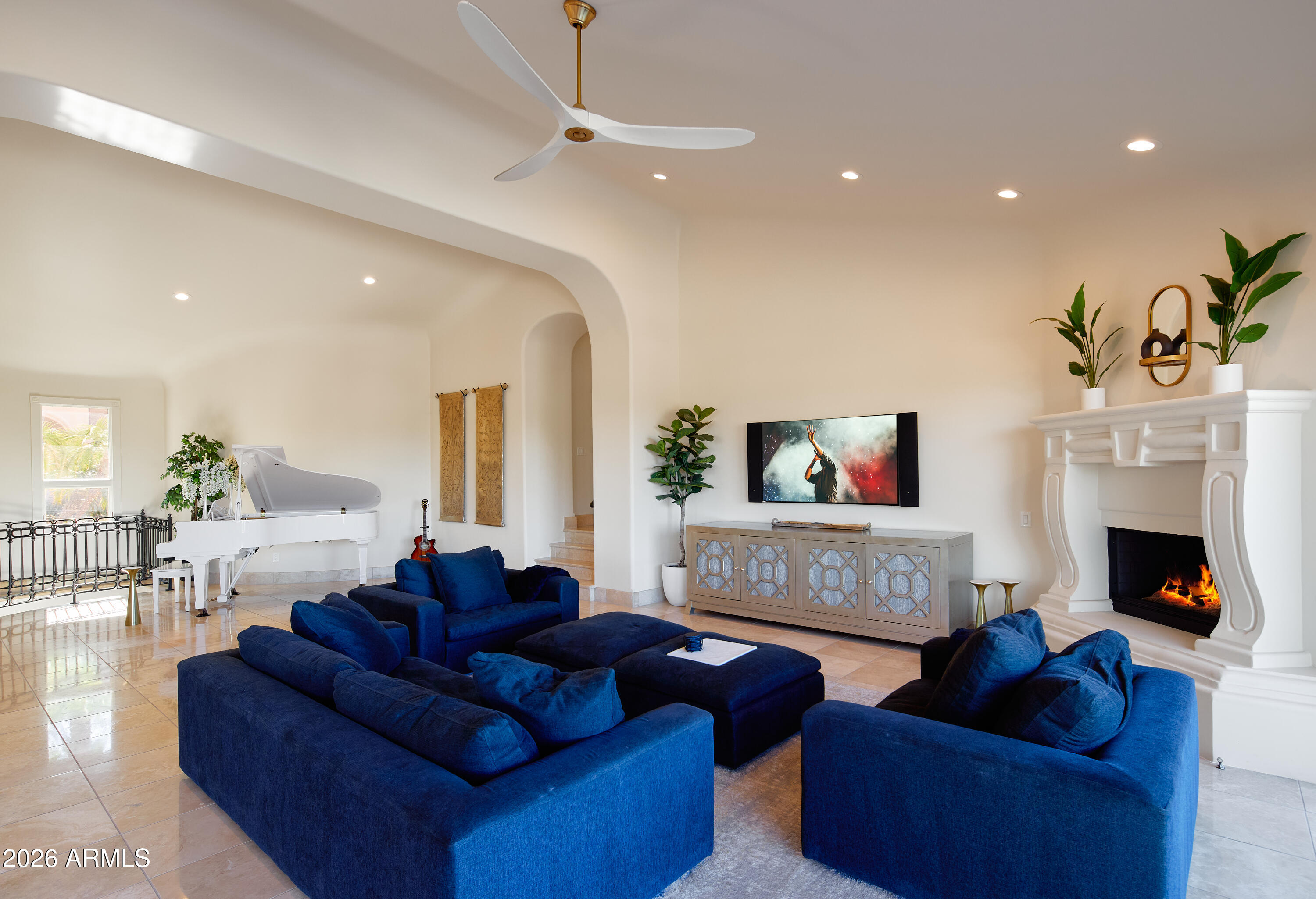 4490 E VALLEY VISTA Lane