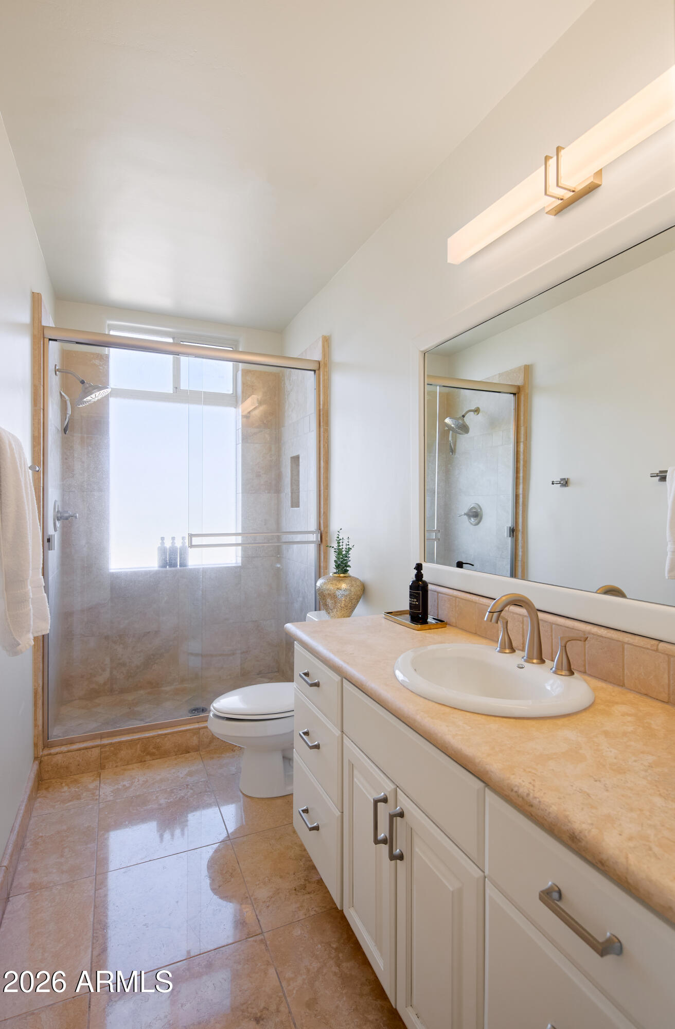 4490 E VALLEY VISTA Lane