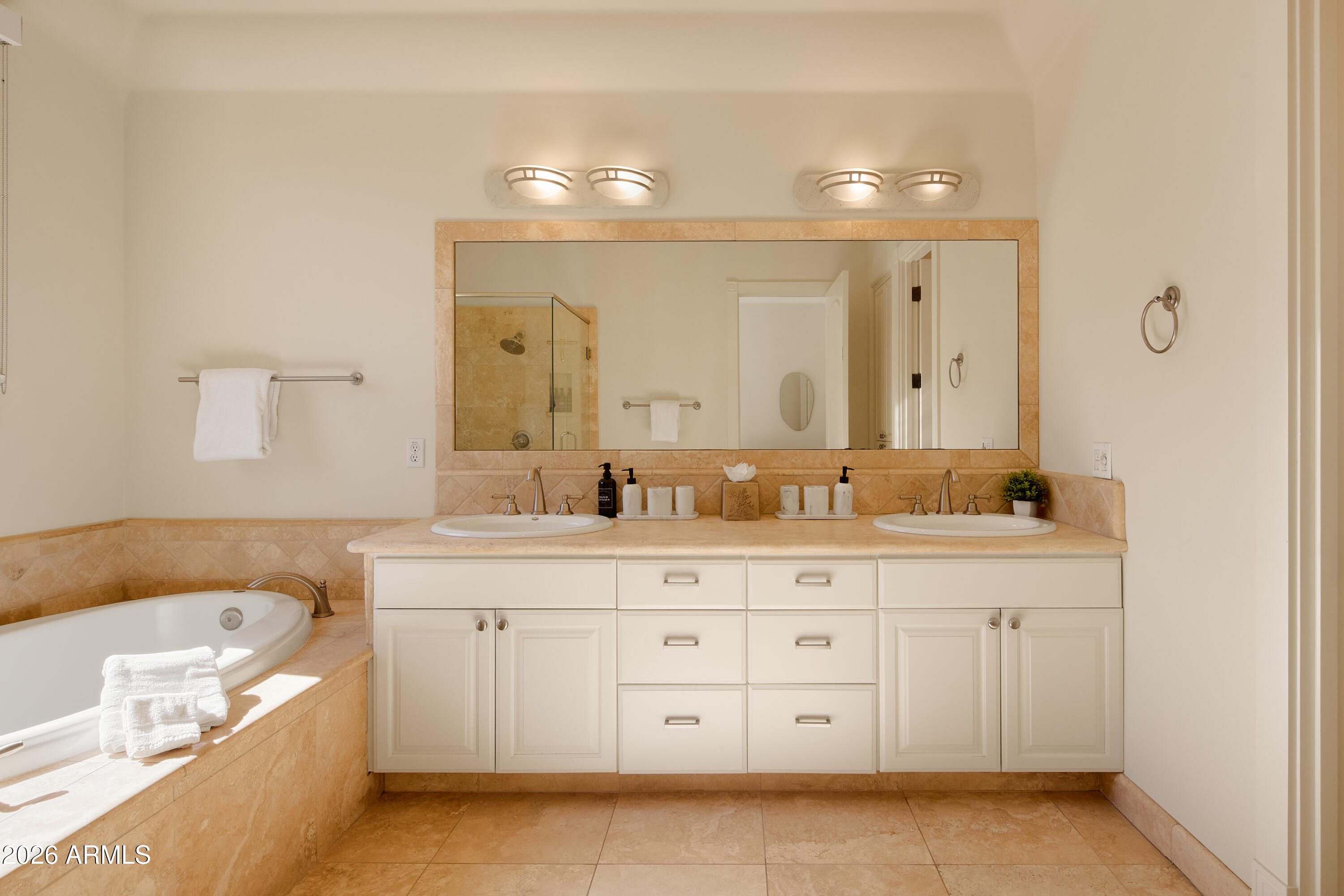 4490 E VALLEY VISTA Lane