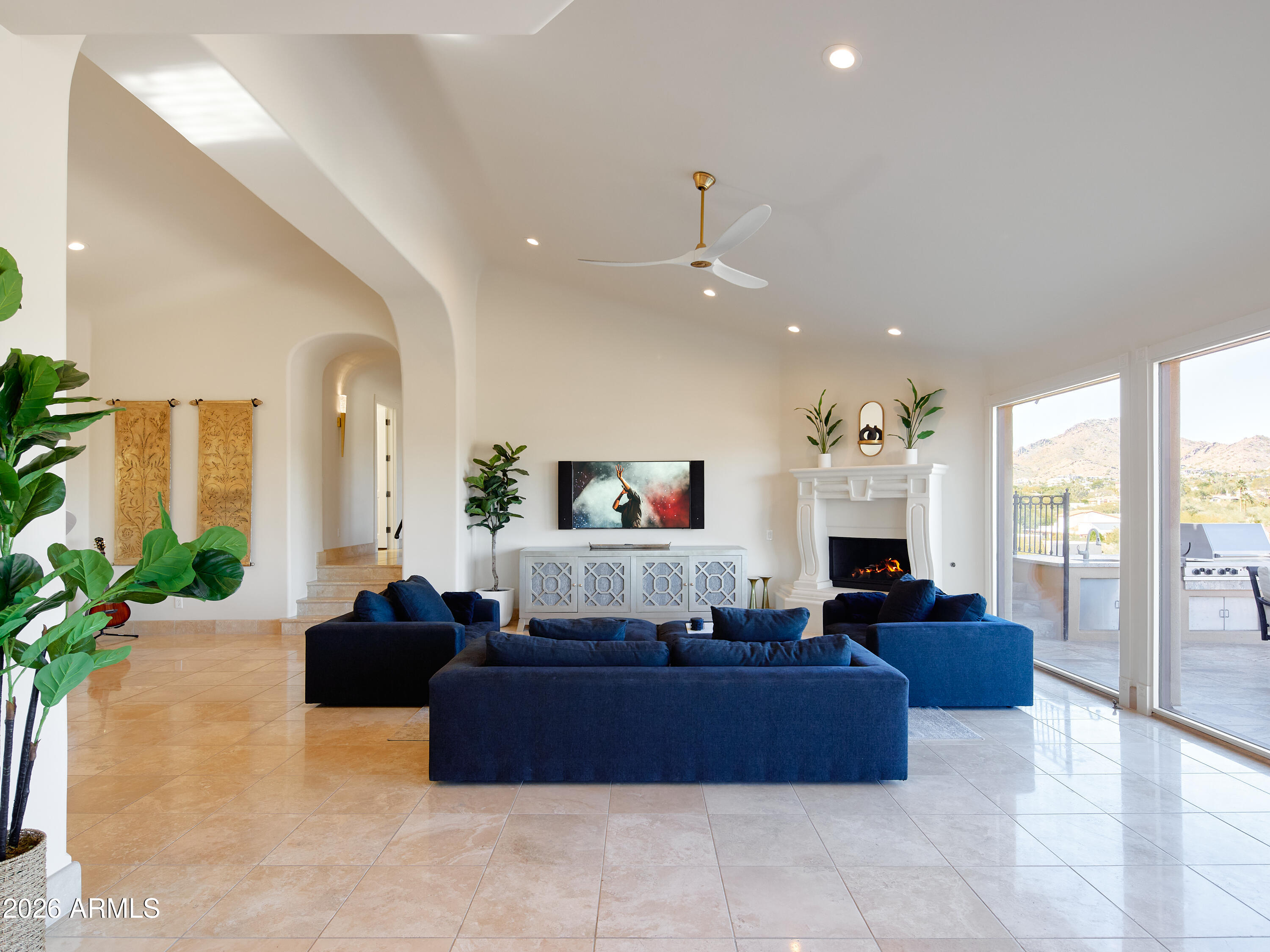 4490 E VALLEY VISTA Lane