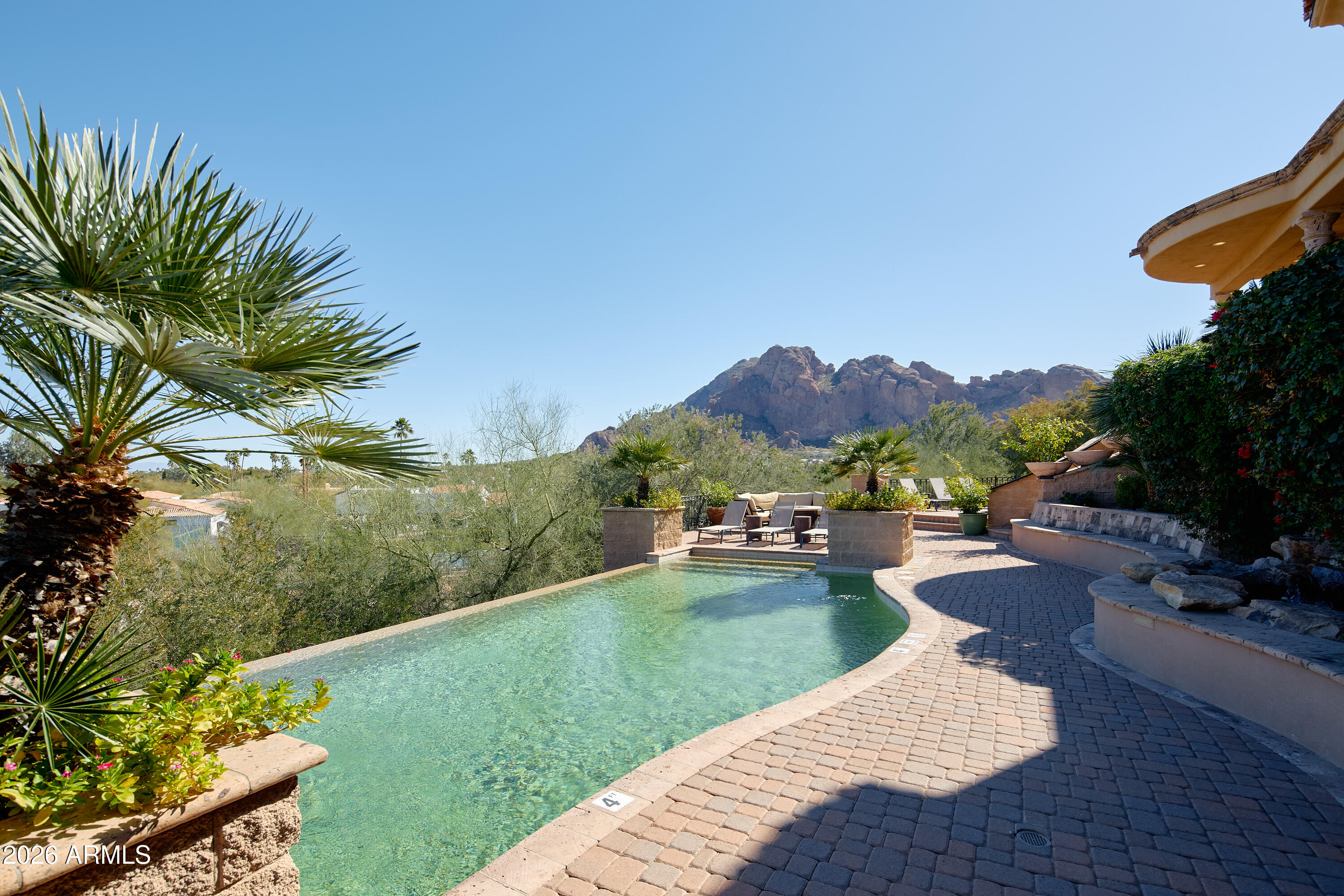 4490 E VALLEY VISTA Lane