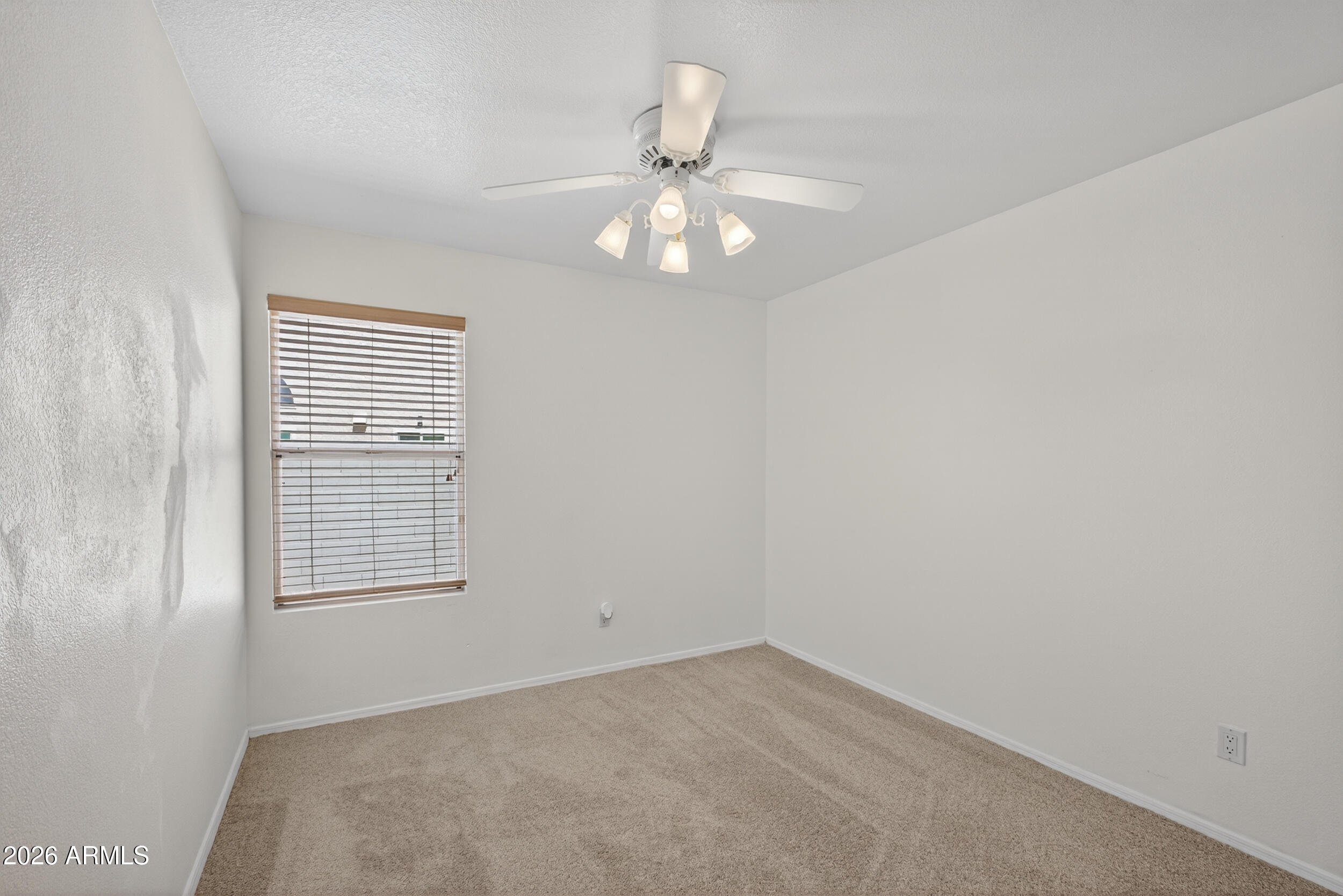 3955 N RANIER